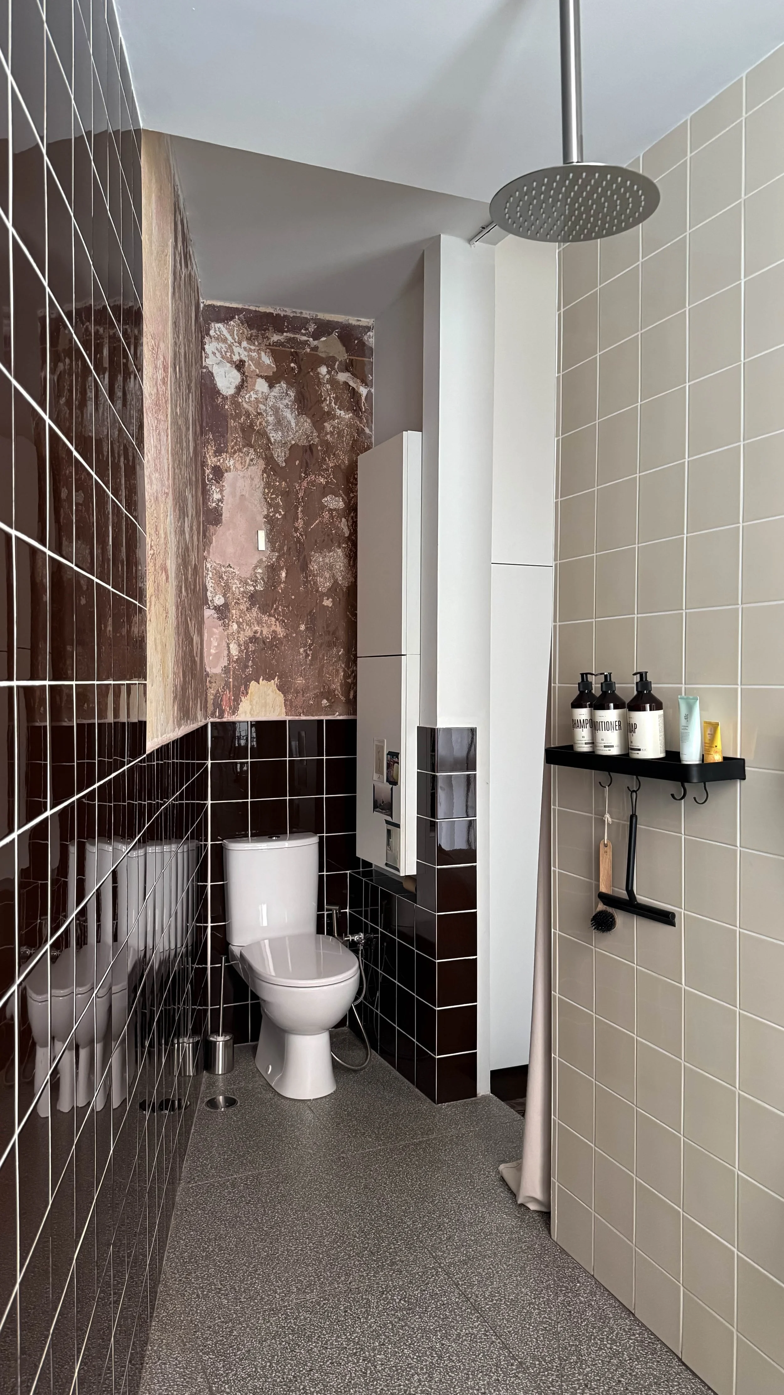 חדר הרחצה_edited.jpg