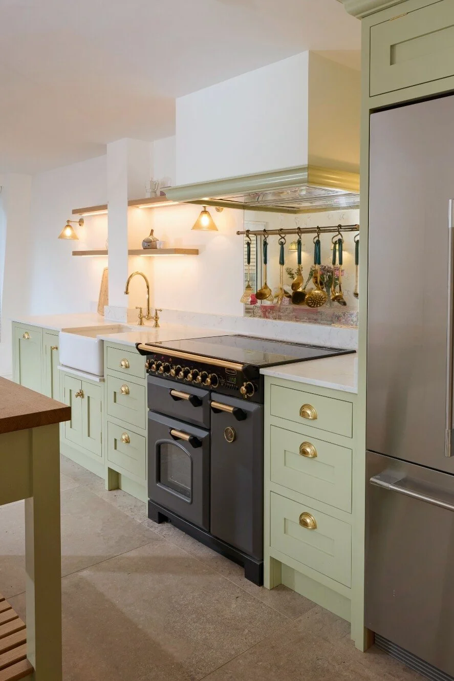 Light Green Shaker Kitchen in London 
