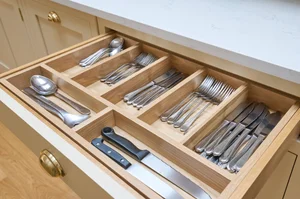 Nude In-frame Shaker Kitchen | Ray Munn Kitchens