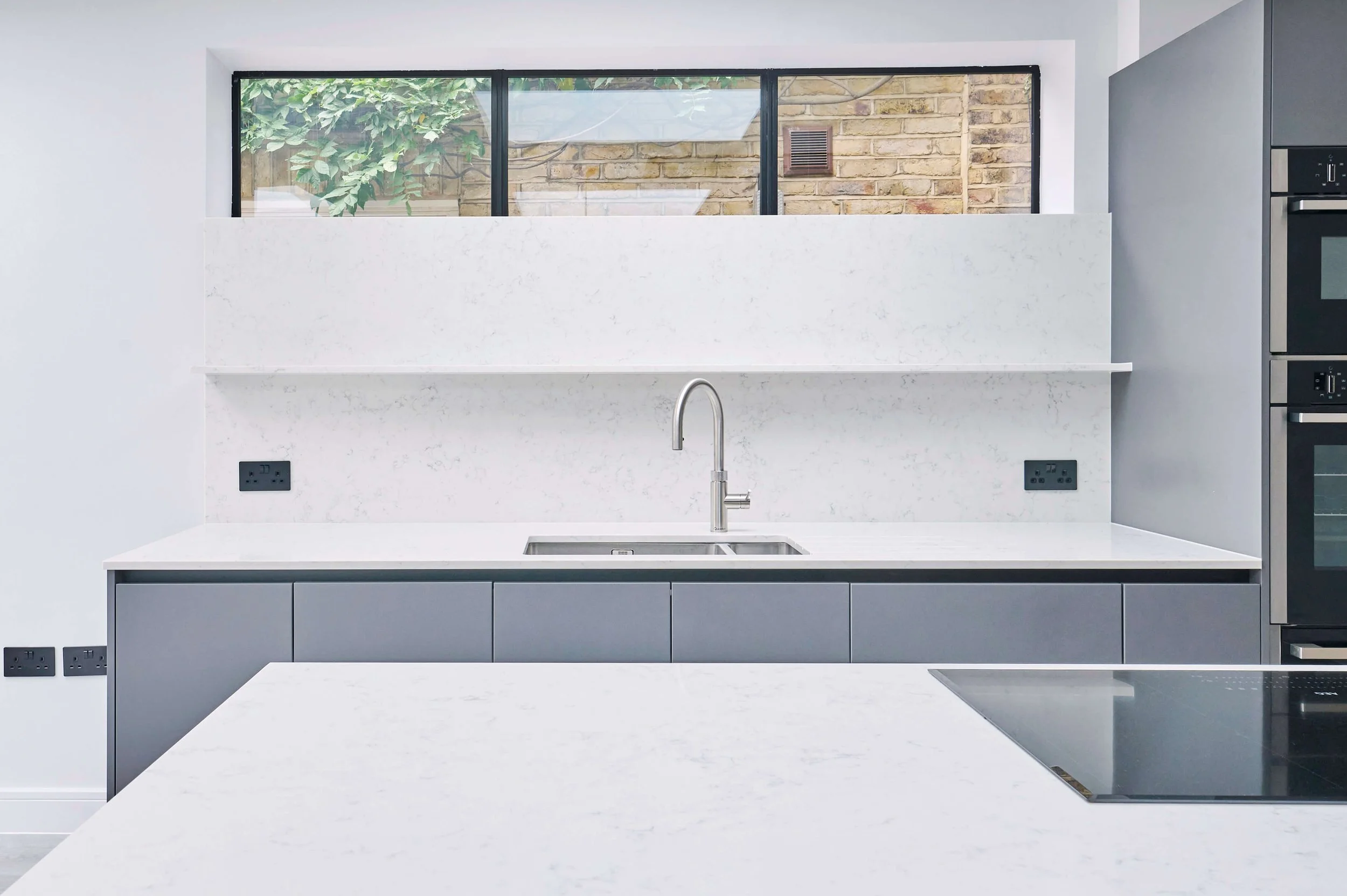 Grey Handleless Kitchen in Kew | Ray Munn Kitchens