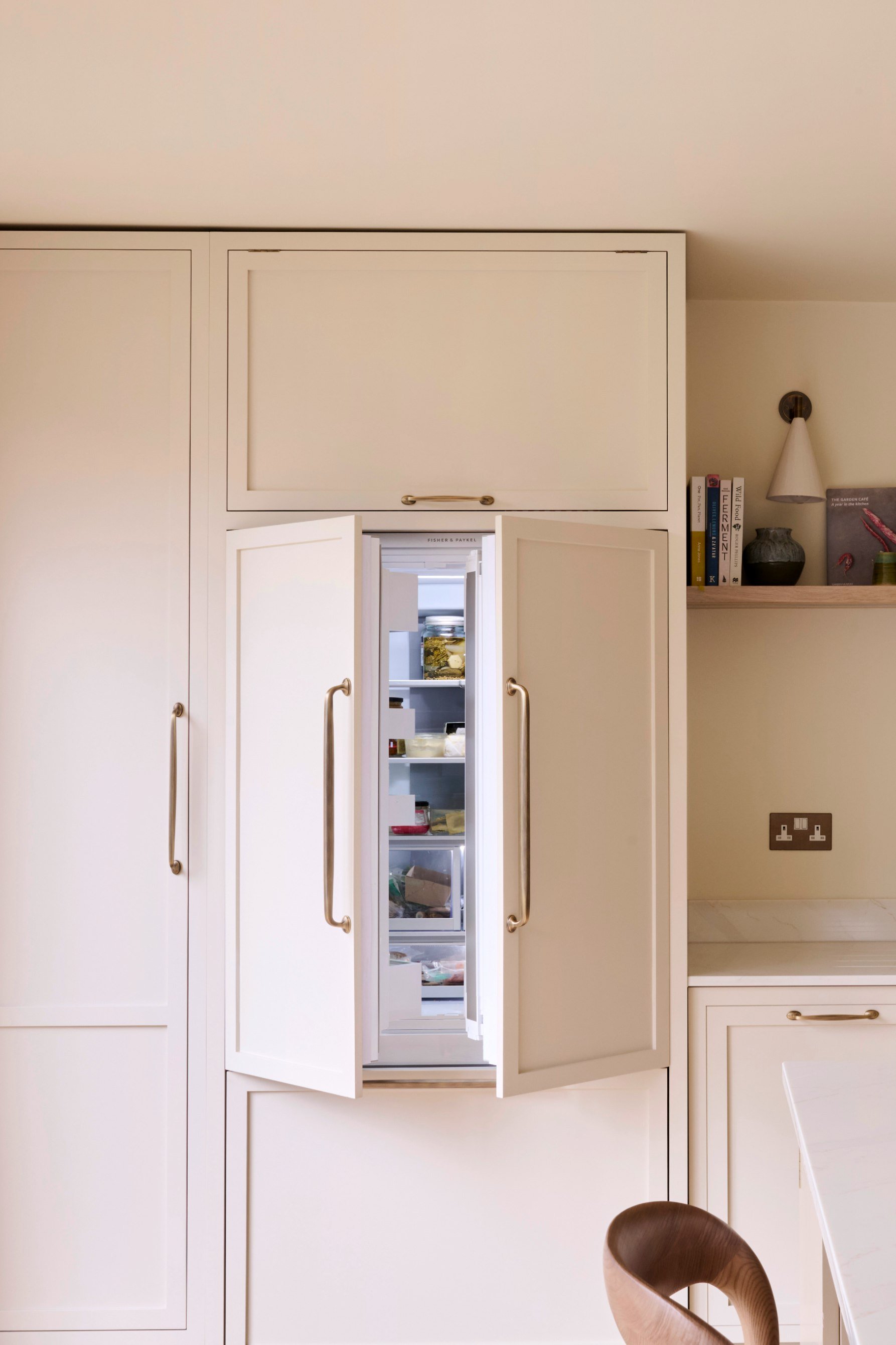 Light Neutral In-Frame Kitchen in London
