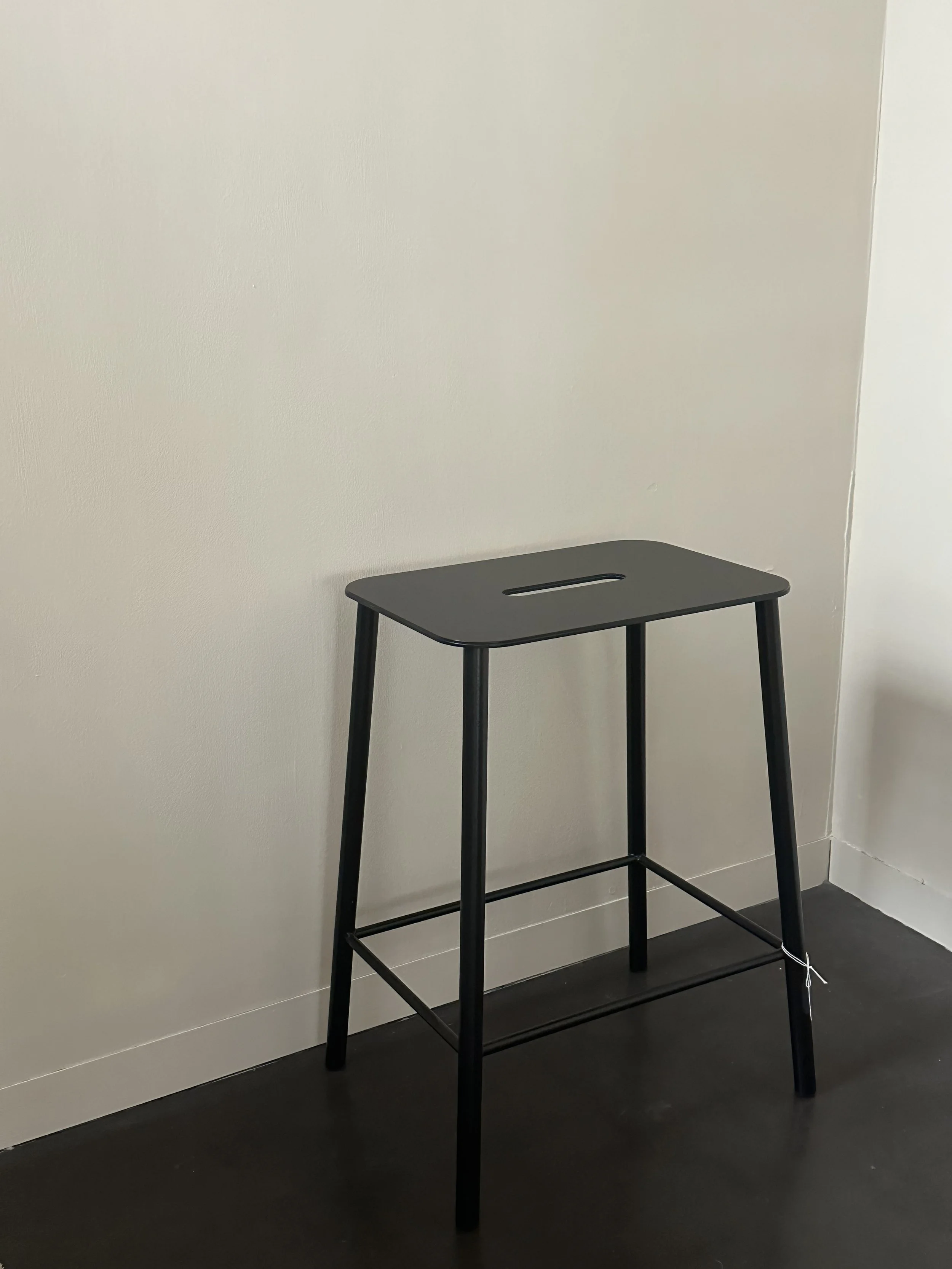 Adam Stool Mono - Black