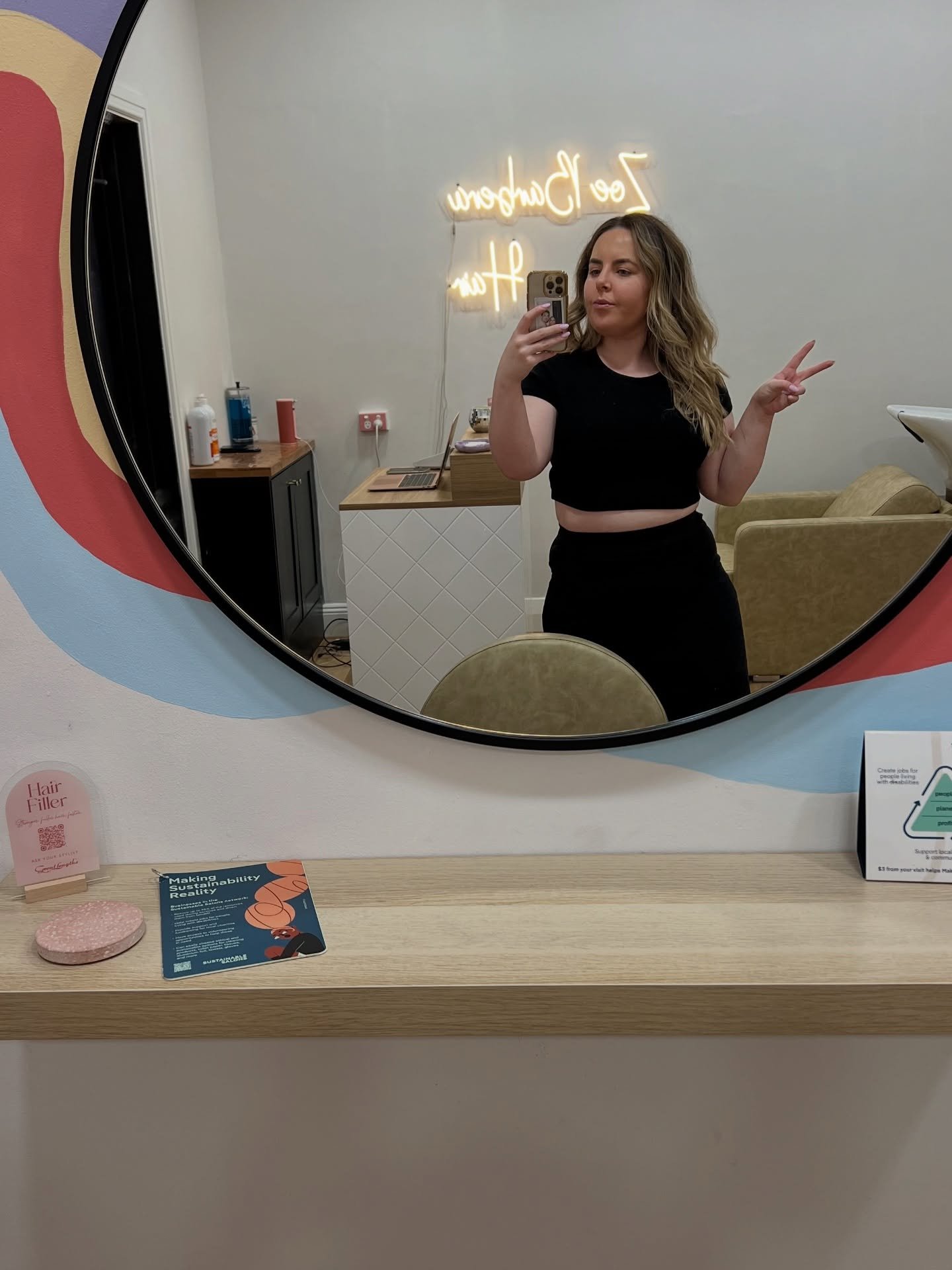 I am back for 2026!!!!! 2025 what a year!! Last year was a major moment for some big events
🪩 landed back in Maylands and opened the salon
✨ went on my first business trip for @lorealproconnect business forum in Brisbane
🦄 hit a major financial goa