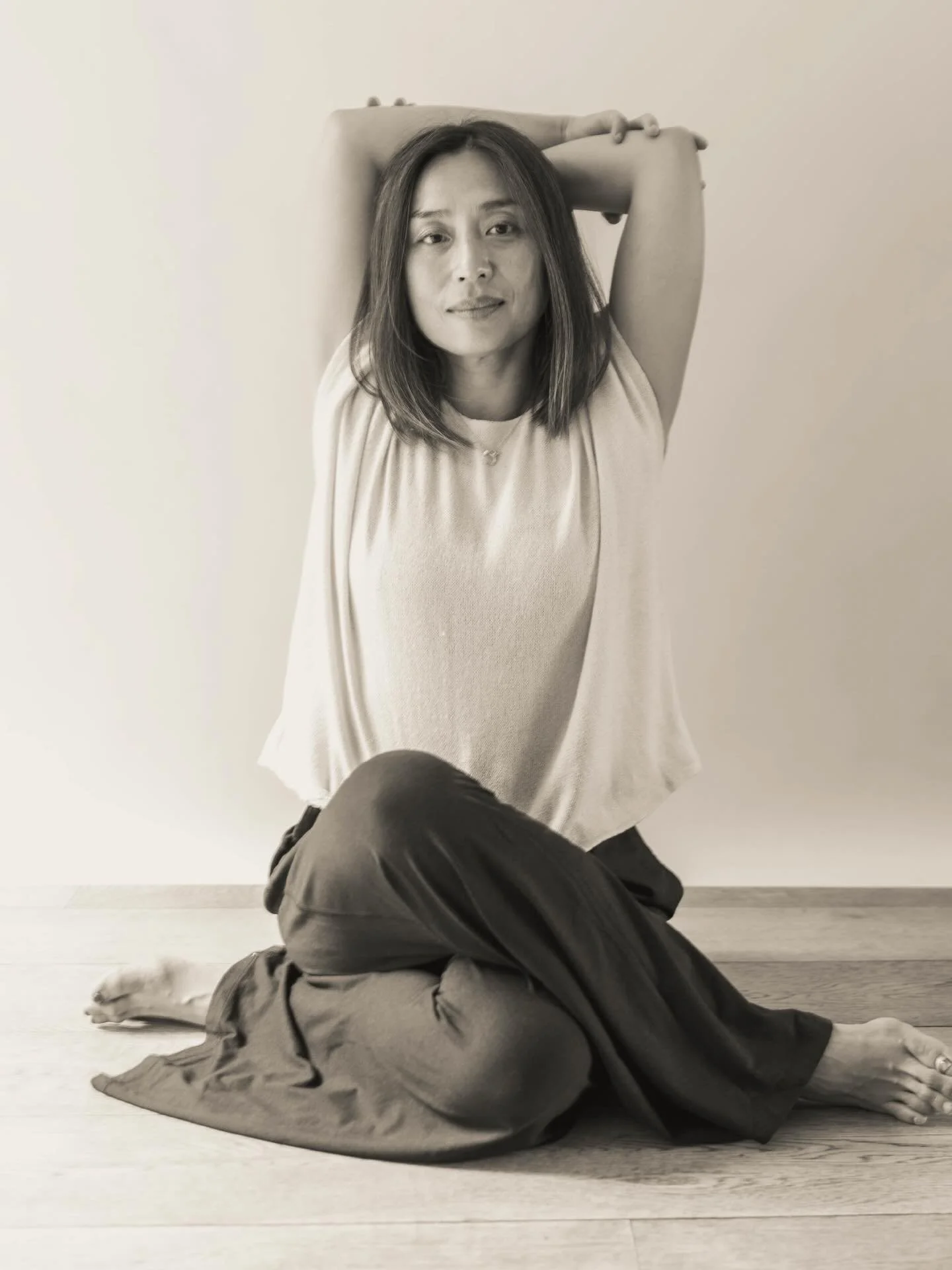 No two shoots should ever look the same. 

Every business has a different energy. A different story. A different way of showing up in the world.
For Ivy Chan&rsquo;s shoot, the theme we explored was gentle movement. Soft gestures, flowing poses, quie