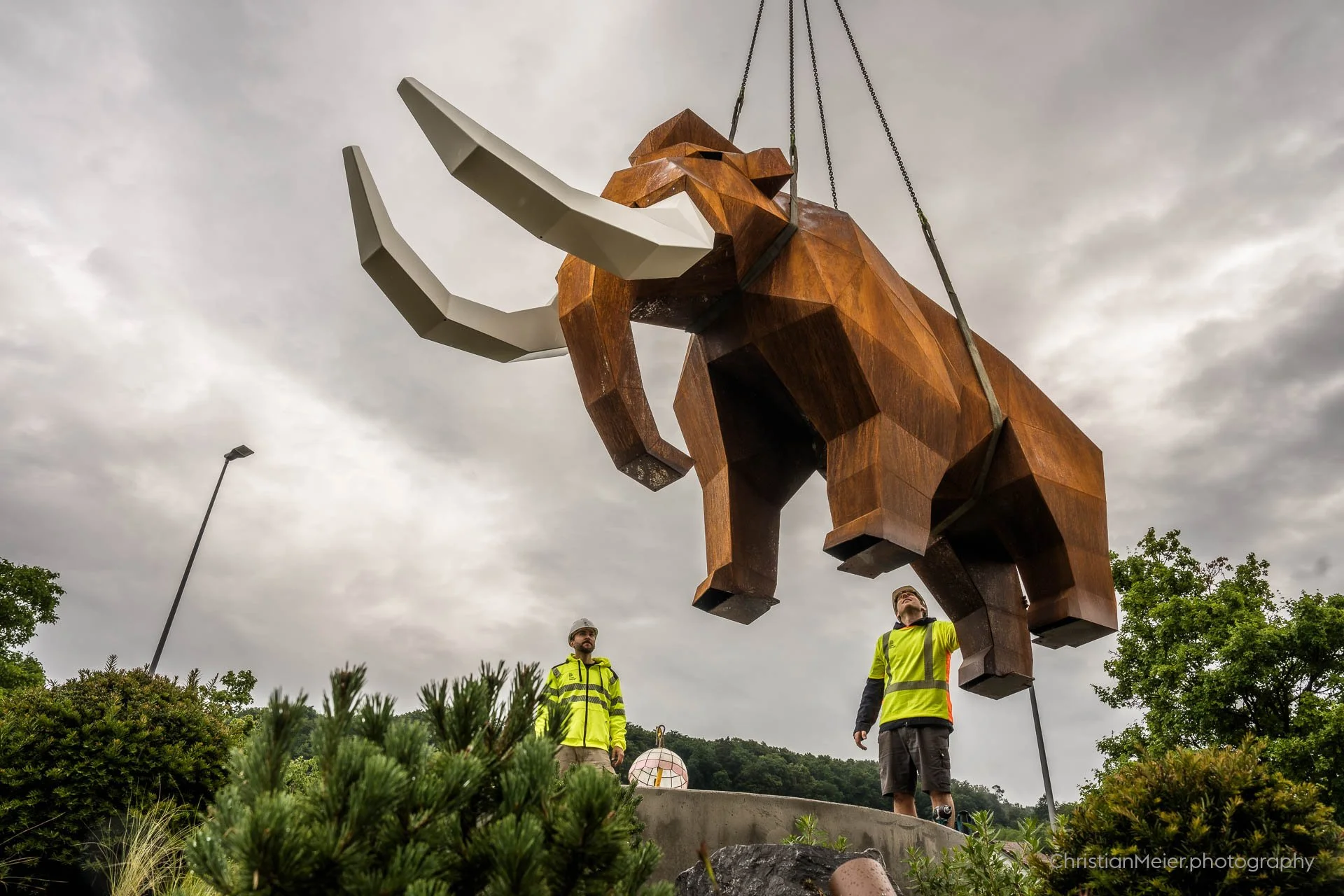 01_Liebi Design Skulptur Kreiselskulptur Felix Liebi09 Kopie.jpg