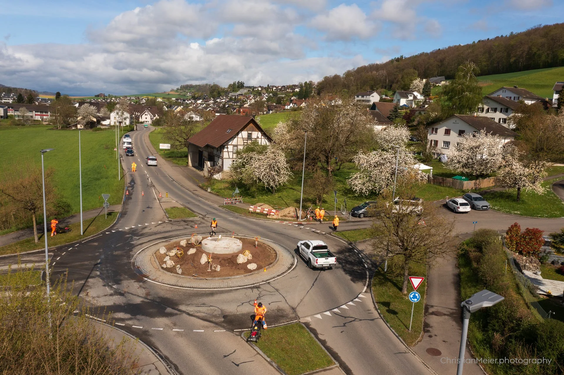 01_Liebi Design Skulptur Kreiselskulptur Felix Liebi05 Kopie.jpg