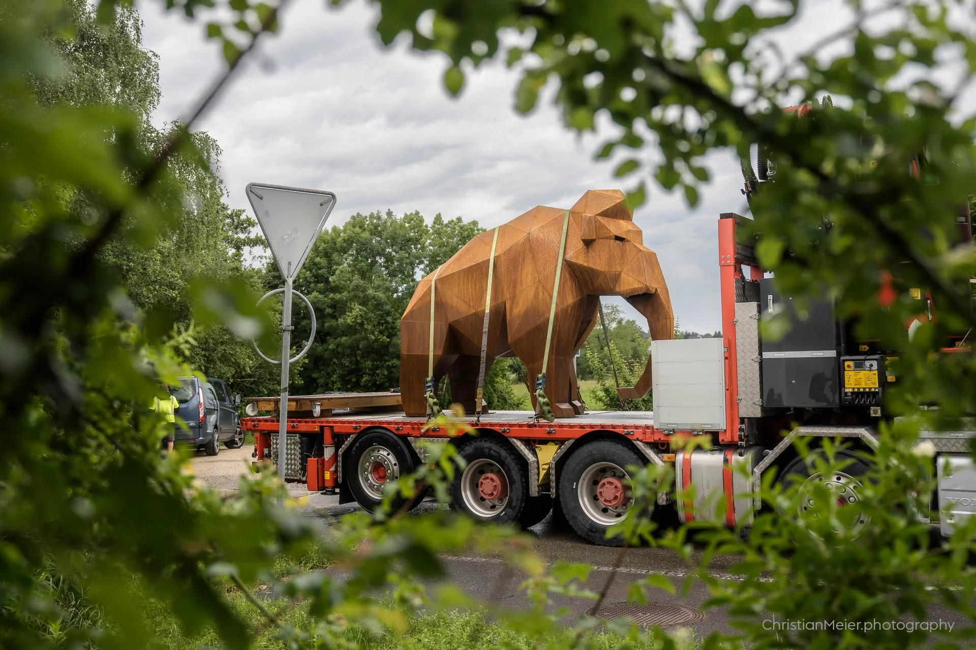 01_Liebi Design Skulptur Kreiselskulptur Felix Liebi06 Kopie.jpg