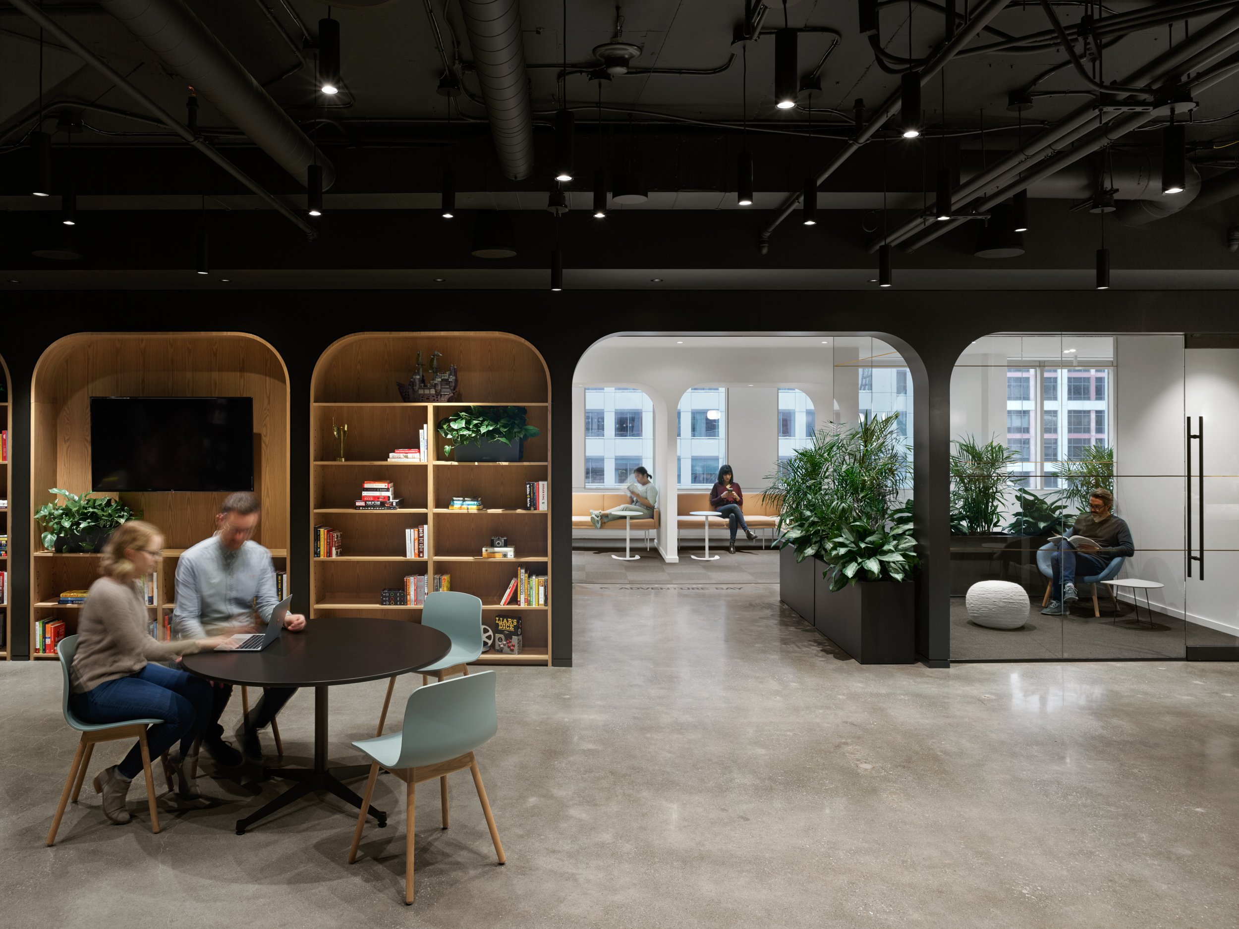 Workplace-01.jpg