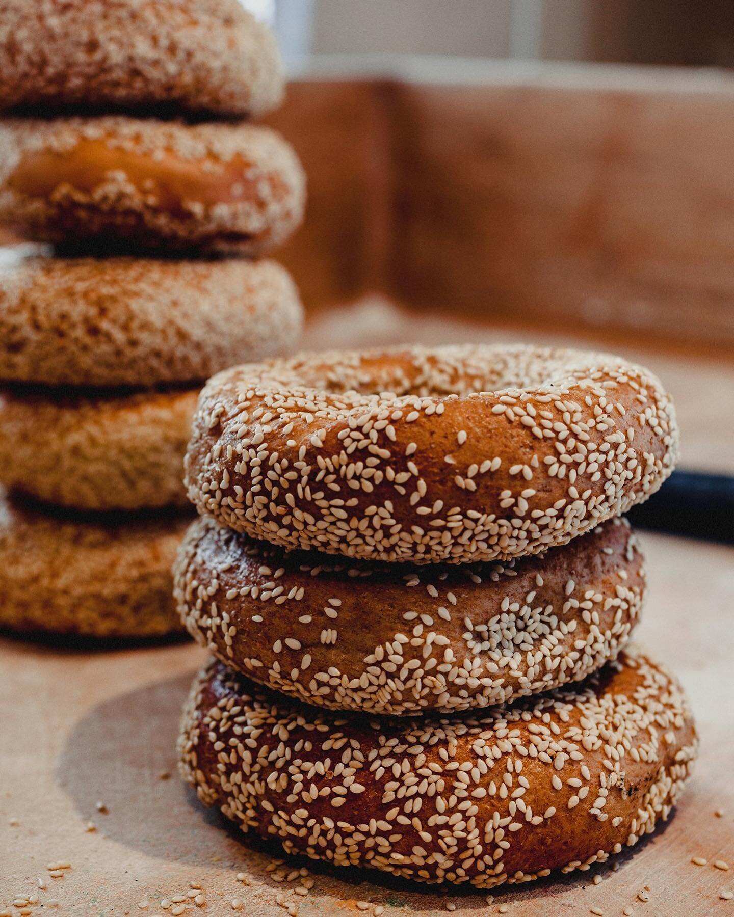 Special Announcement🪩🥯
We will now be open Tuesday - Sunday from 7:30am - 4pm! Looming forward to seeing our bagel loving friends later on the weekend!
#bagelshop #bagellife #bagellover #montreal #montrealbagels #eatlocalmtl #montrealcity #mtleats 