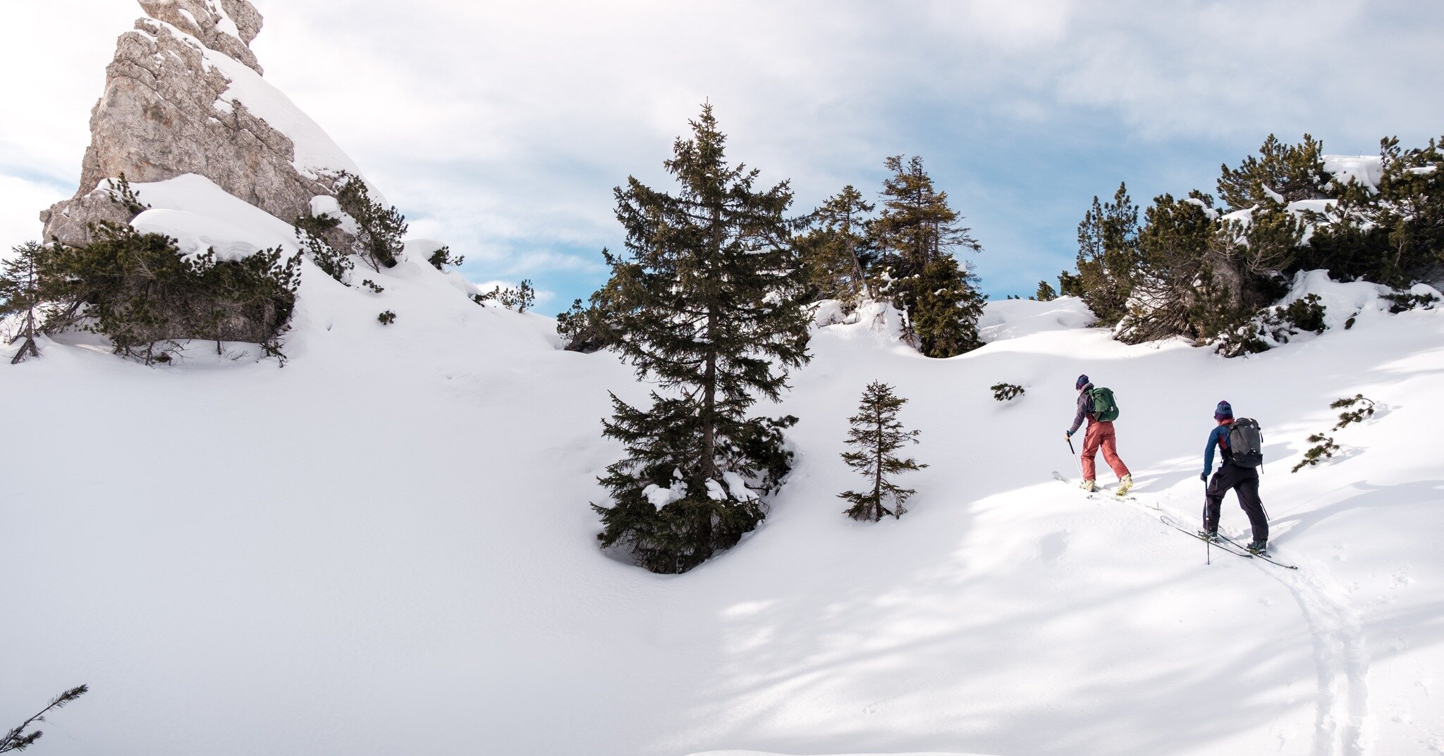 ❄️ Hai iniziato a fare scialpinismo attratto dai fantastici itinerari che si possono percorrere?🗻
❄️ Ti piacerebbe scoprire luoghi incontaminati con gli sci? ⛷
A gennaio iniziano i nostri corsi di scialpinismo e splitboard!
📍 Pianificazione, nivolo