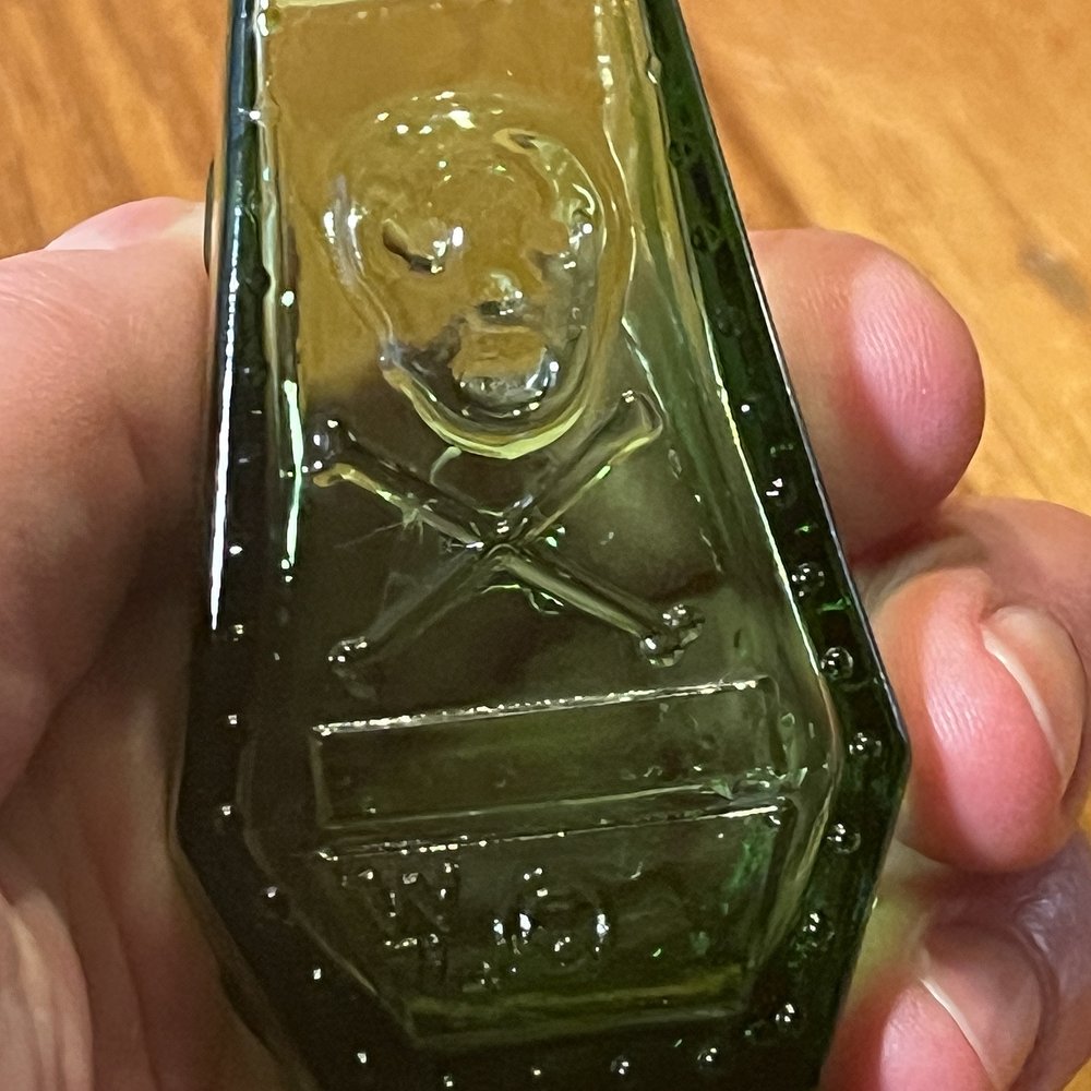 Large Emerald Green Glass 1 Liter Skull & Crossbones KV-10 Poison