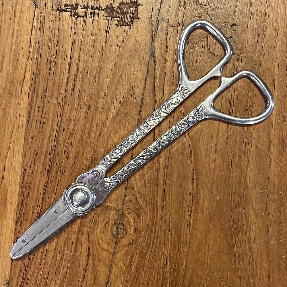 Vintage Small Sewing Scissors Very Ornate 3.25” Unbranded