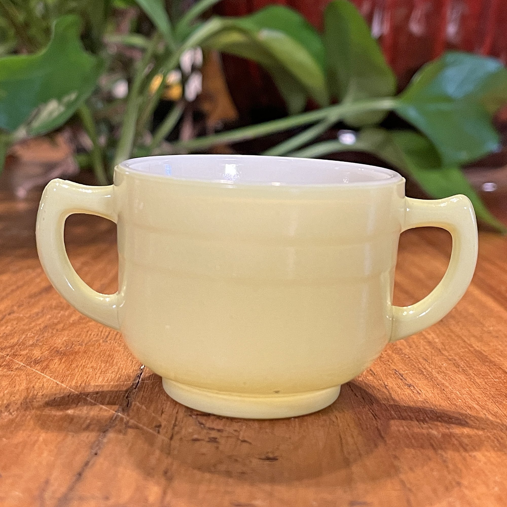 CHModerntone_YellowSugar4.jpg