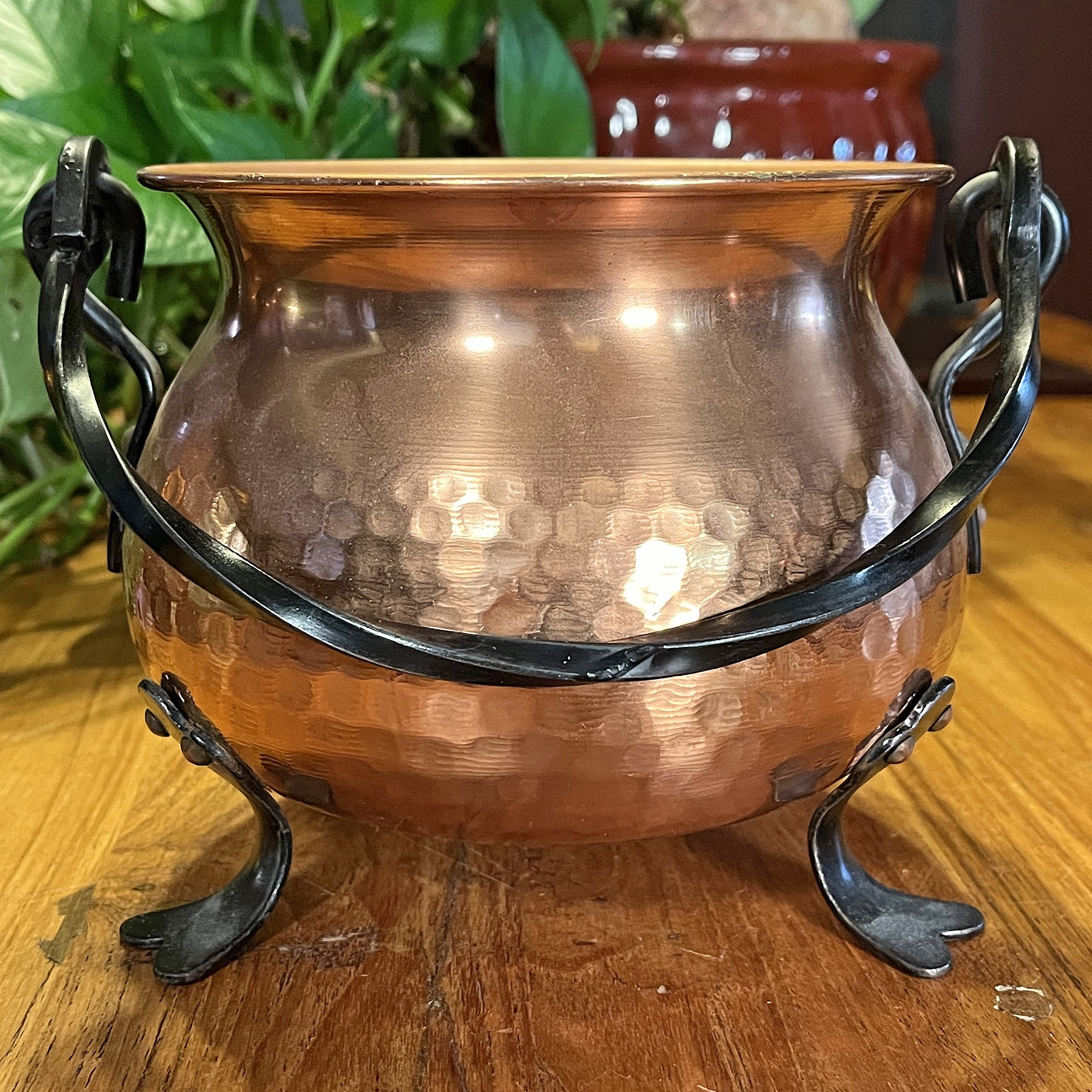 Looking for a new cauldron? We carry vintage, new, and new with handmade details all in copper, cast iron, brass, ceramic&mdash;even a cauldron starter set! Visit greenwitchvintage.com to see if we carry what you've been looking for.

#cauldrons #cau