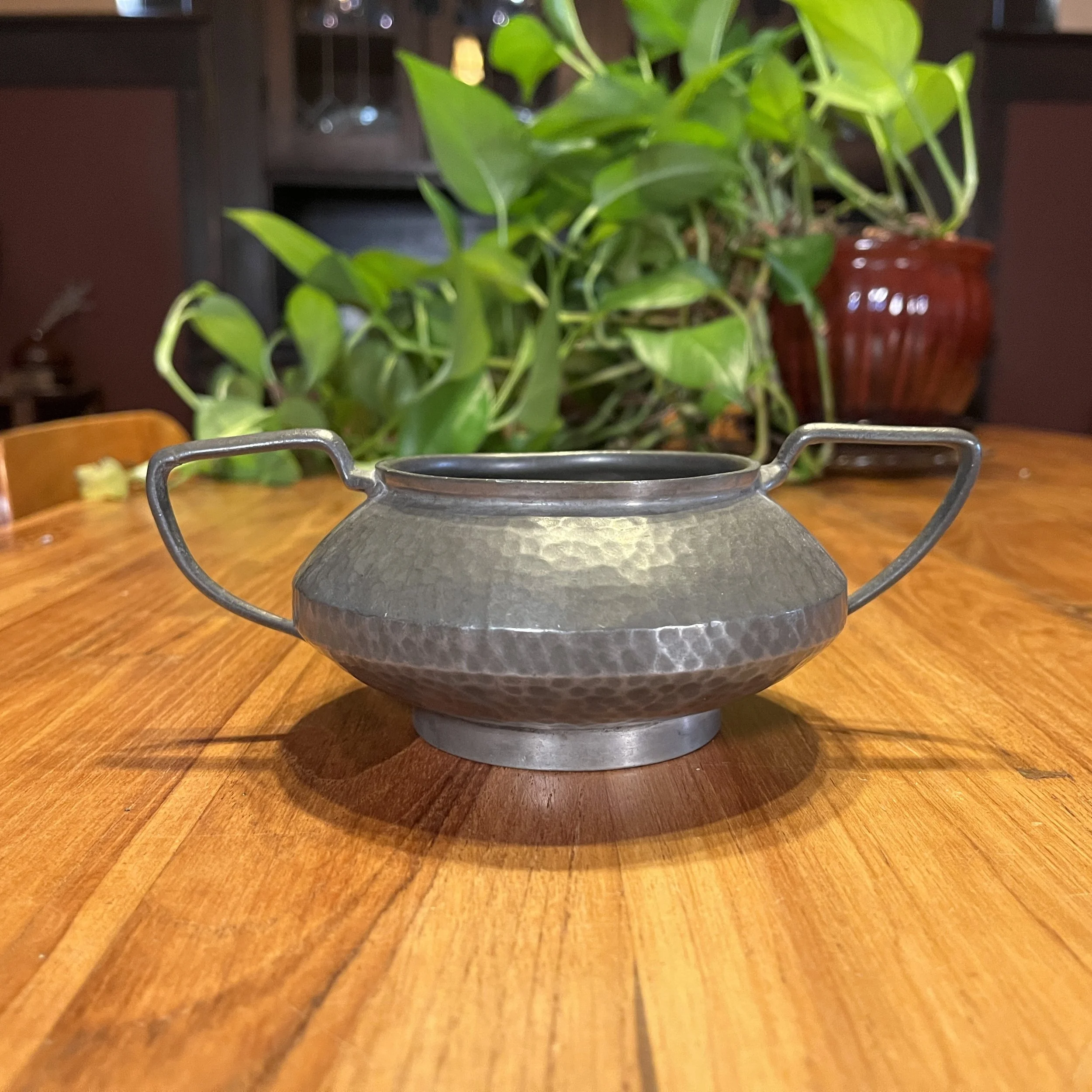 A&CPewterTeaSet6.jpg