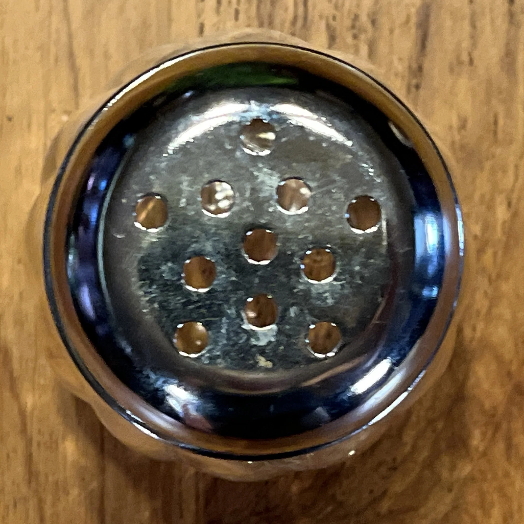 CheeseShaker1.jpg