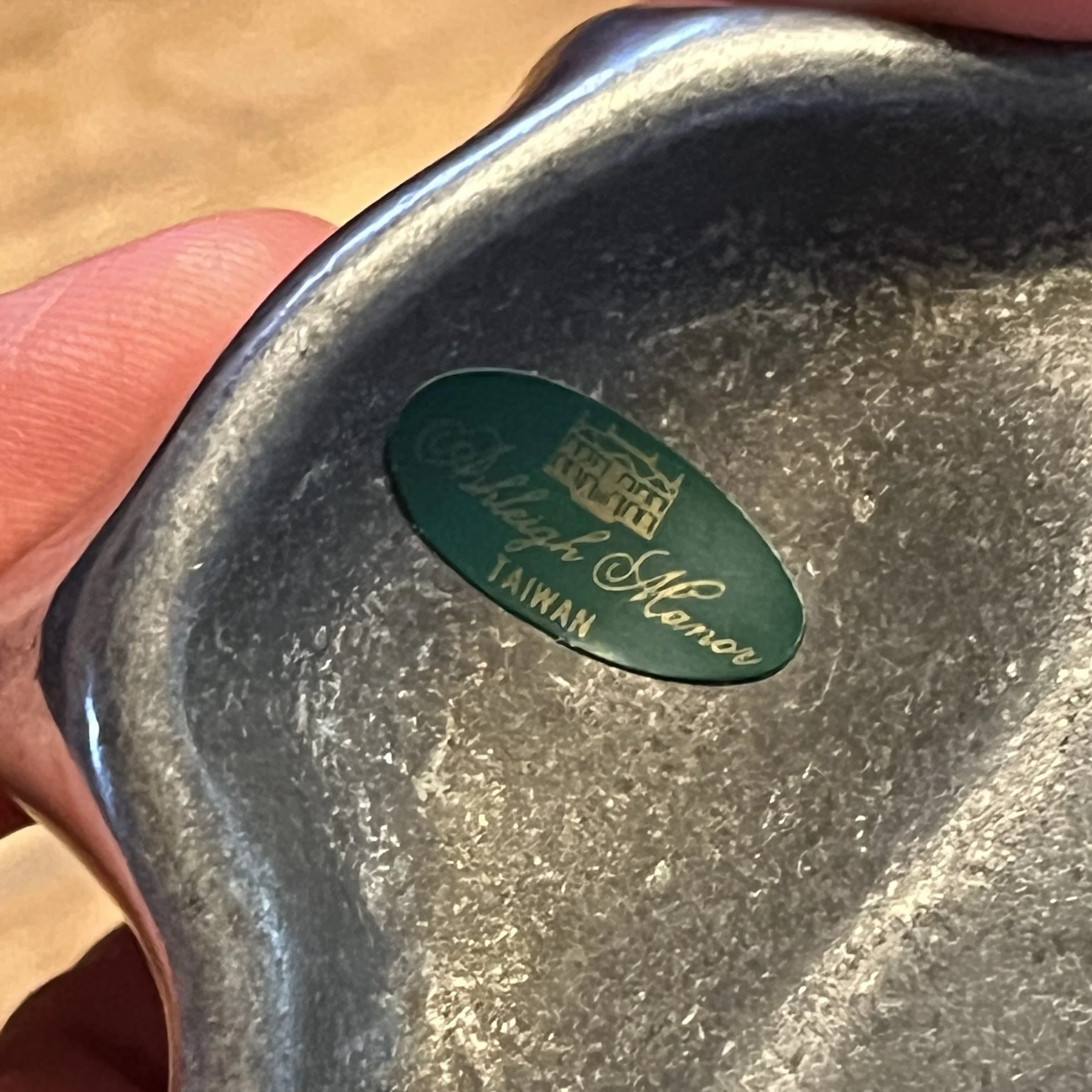 PewterCatDish4.jpg