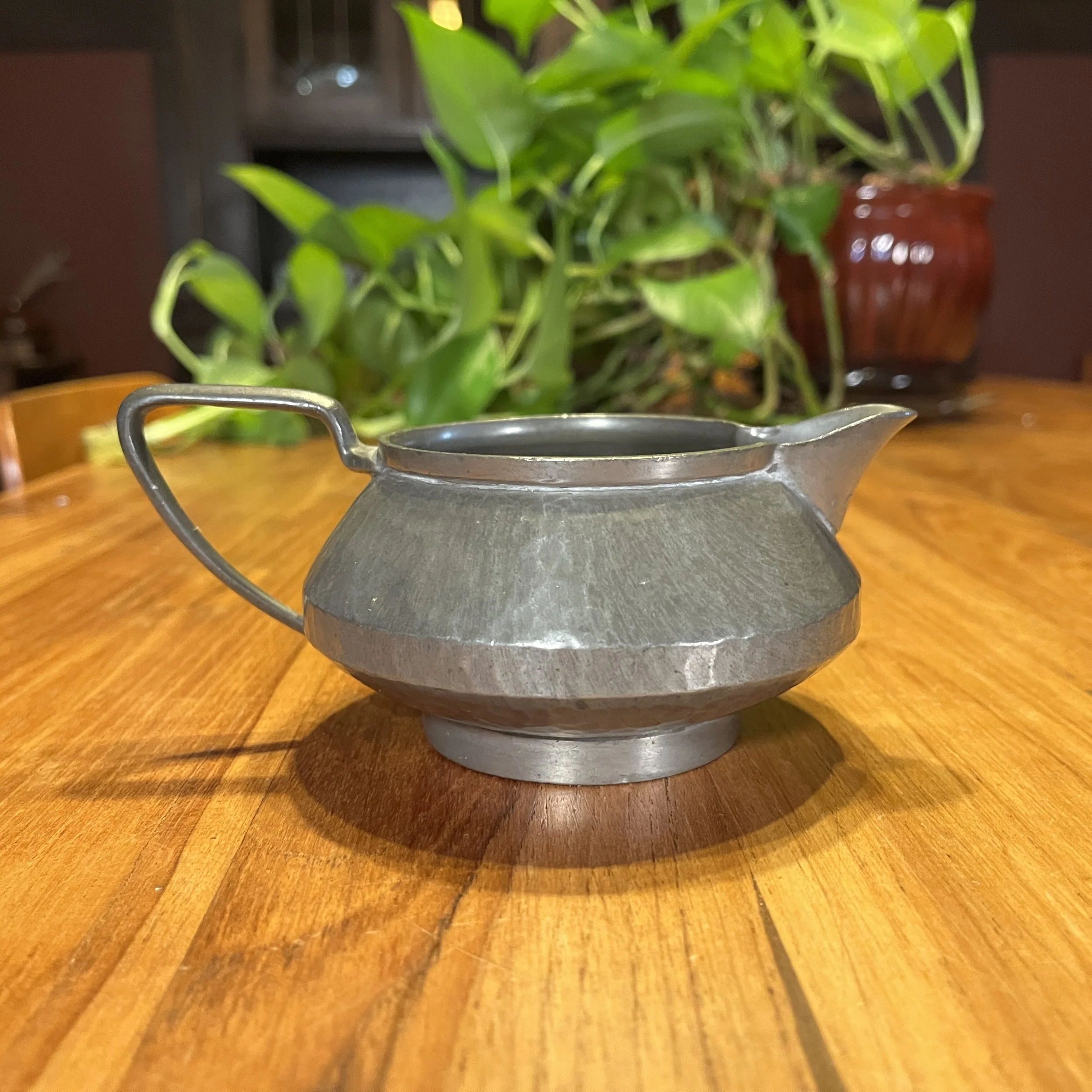 A&CPewterTeaSet1.jpg