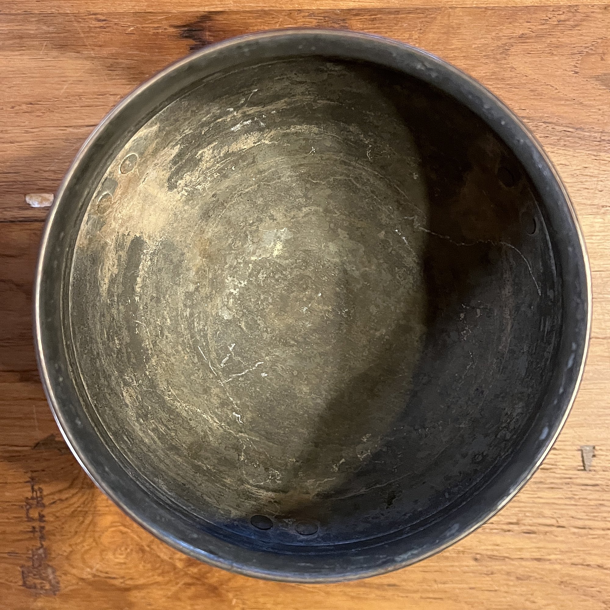 LongLeggedCopperCauldron8.jpg