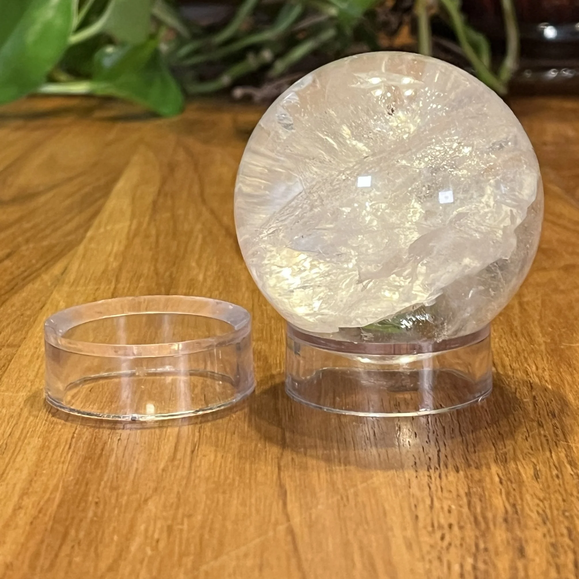 PlasticSphereStands2.jpg
