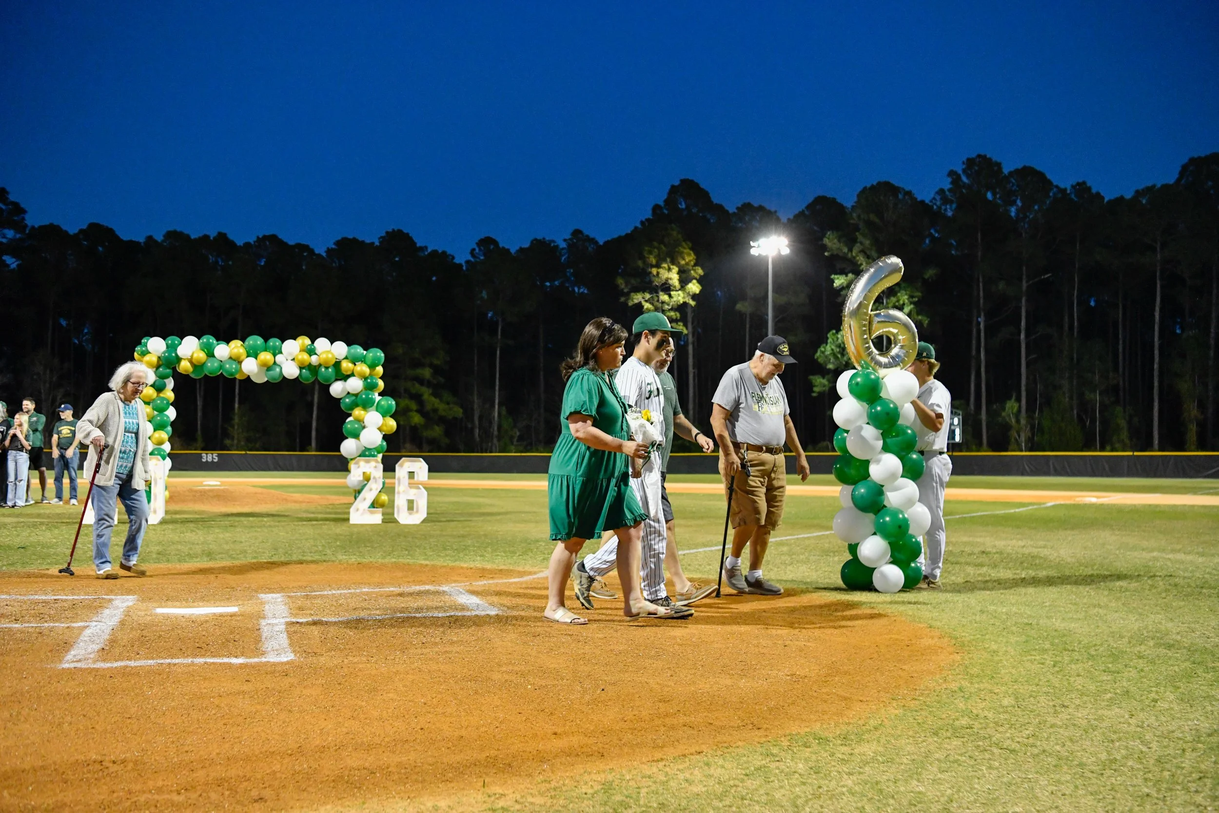 FIHS_Senior Night-55.jpg