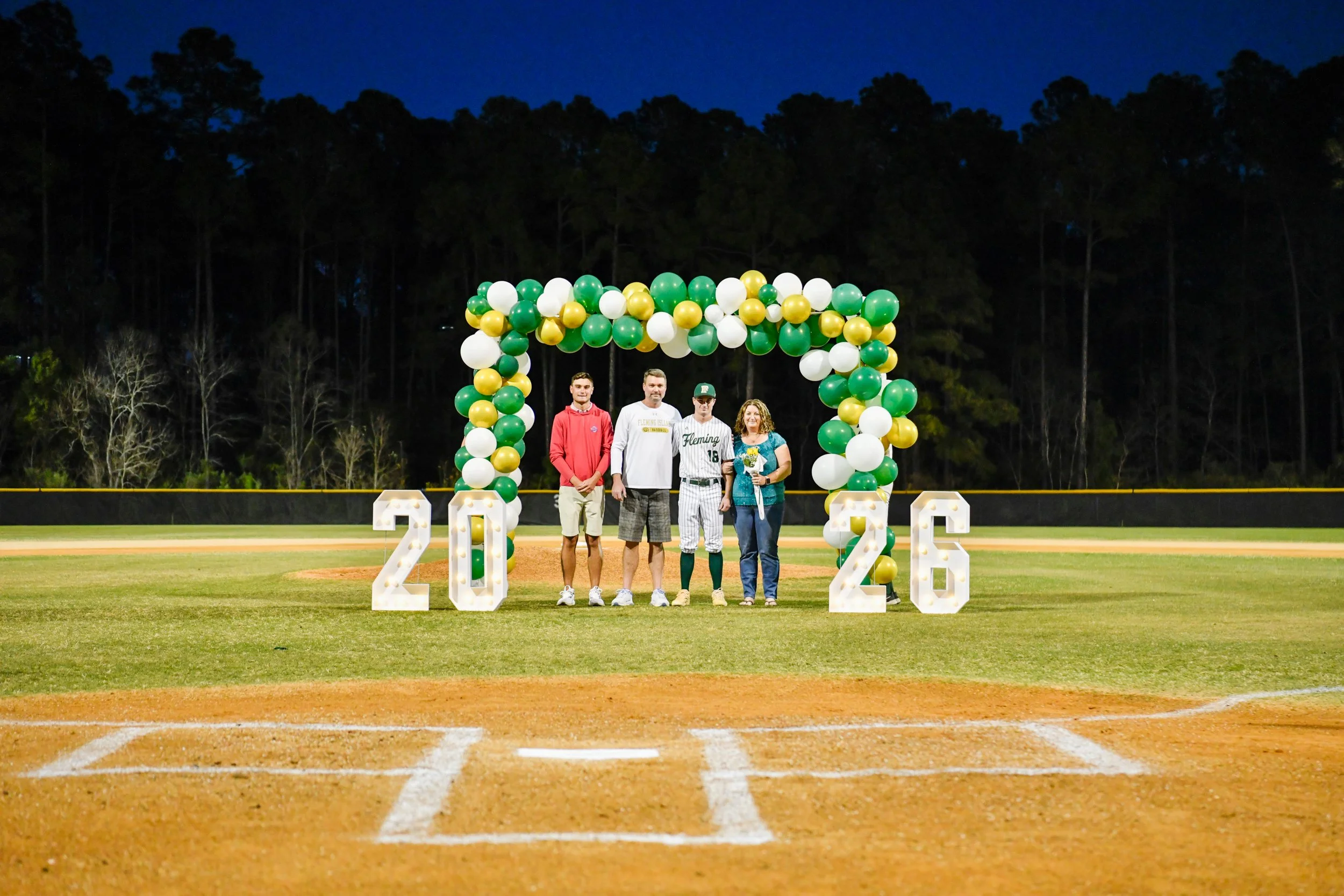 FIHS_Senior Night-200.jpg