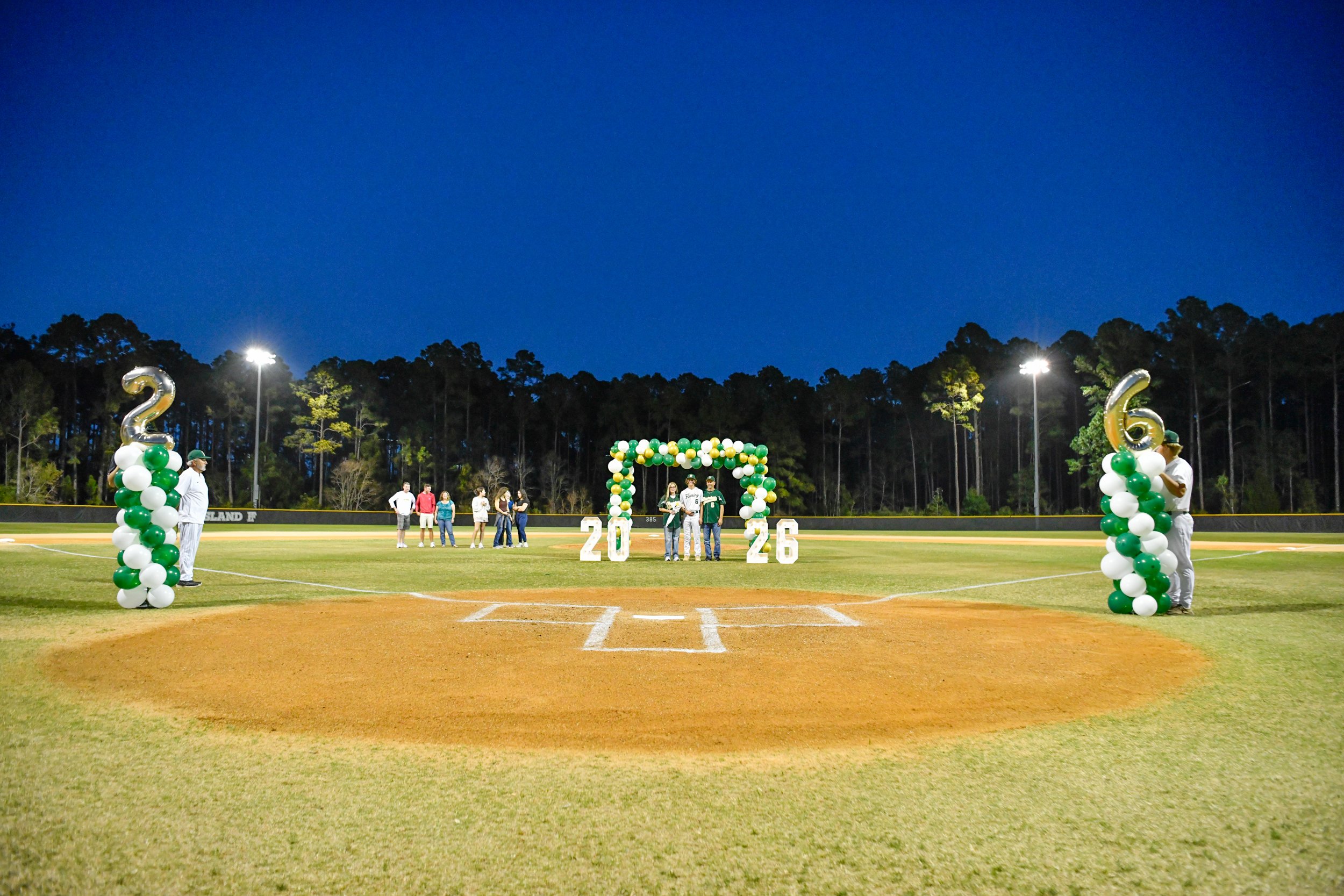 FIHS_Senior Night-130.jpg