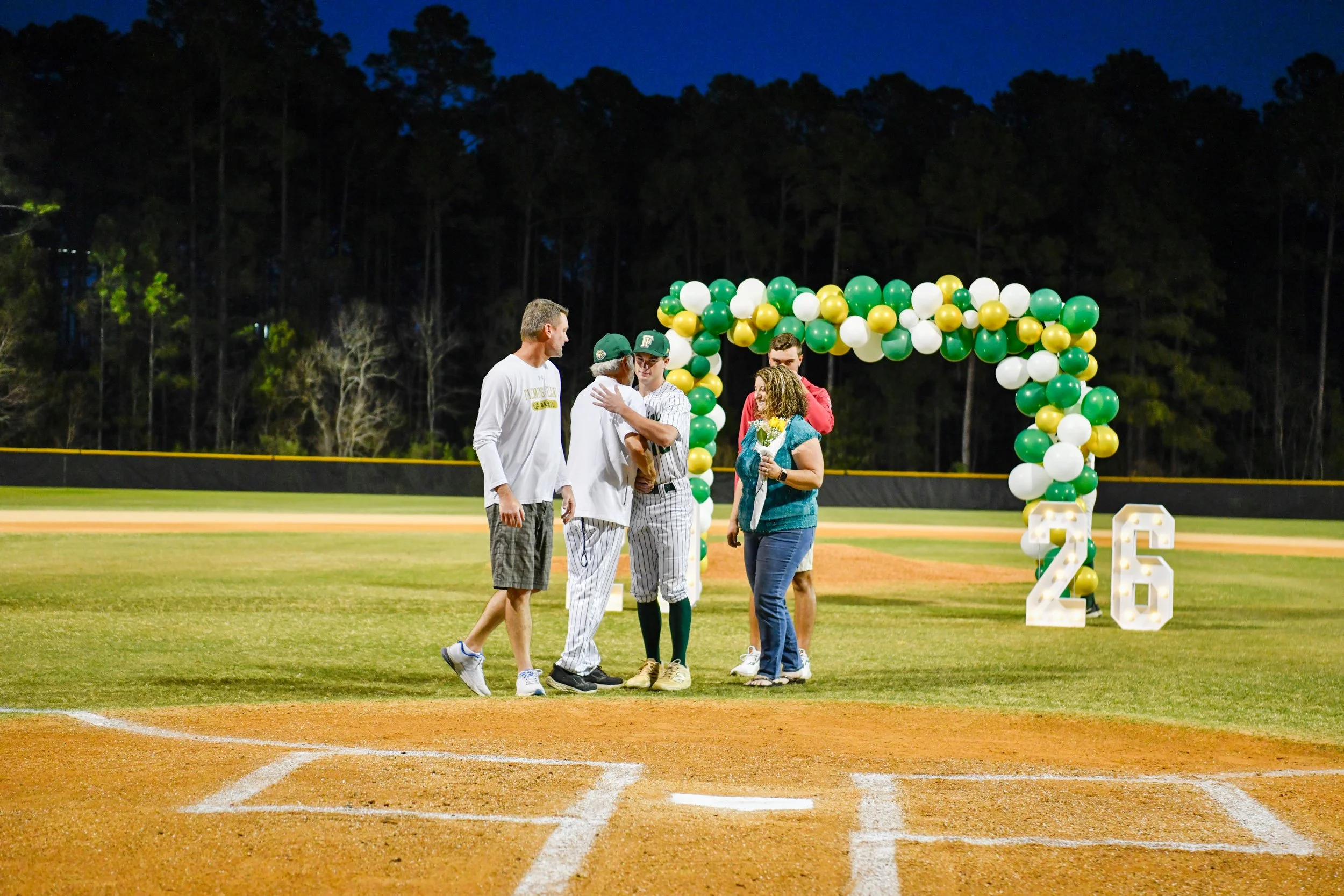 FIHS_Senior Night-215.jpg