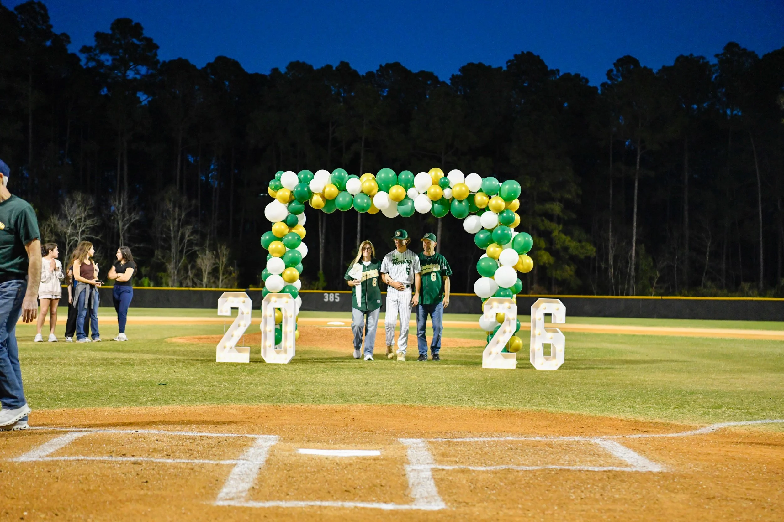 FIHS_Senior Night-122.jpg