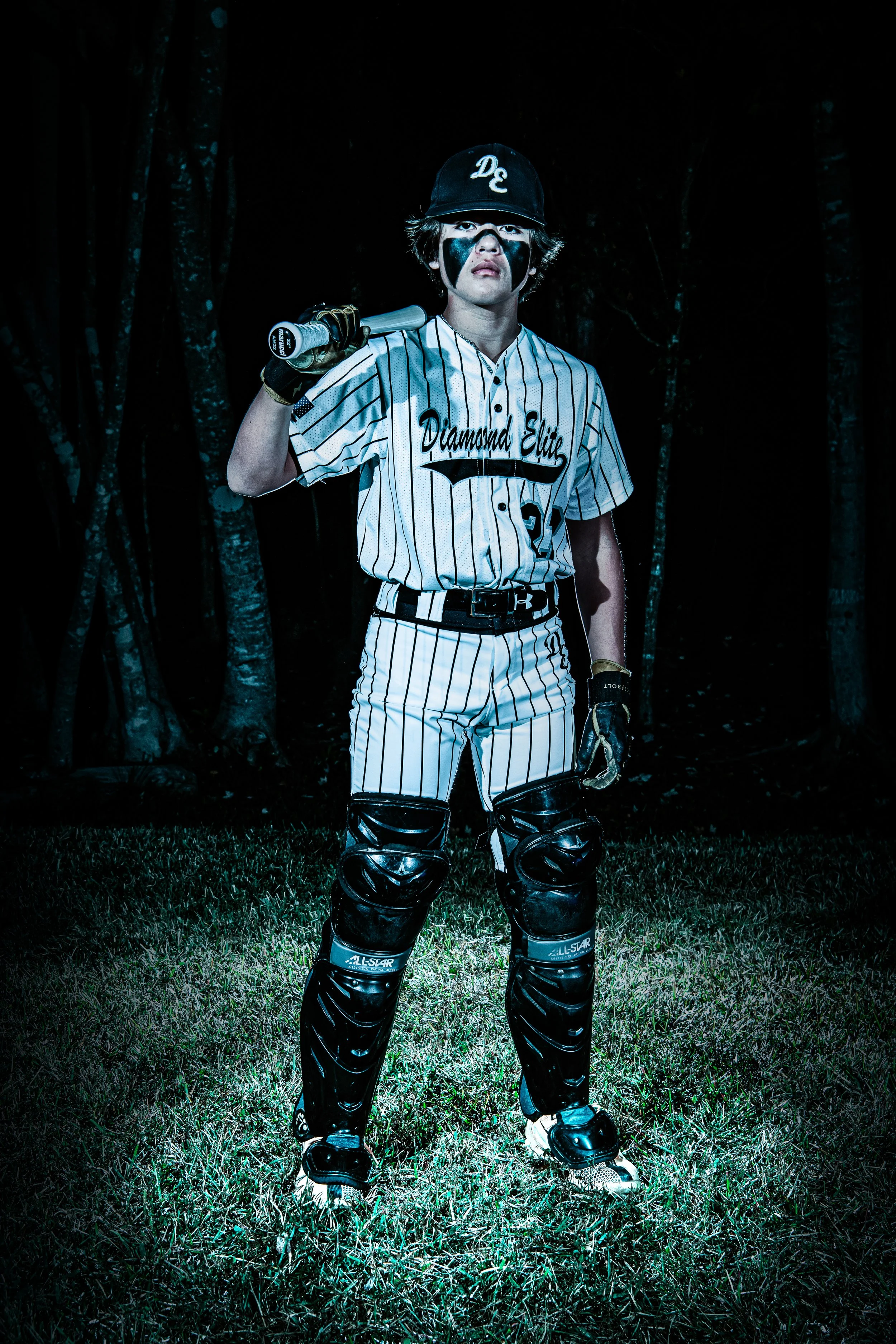 Underthelights-29edit.jpg