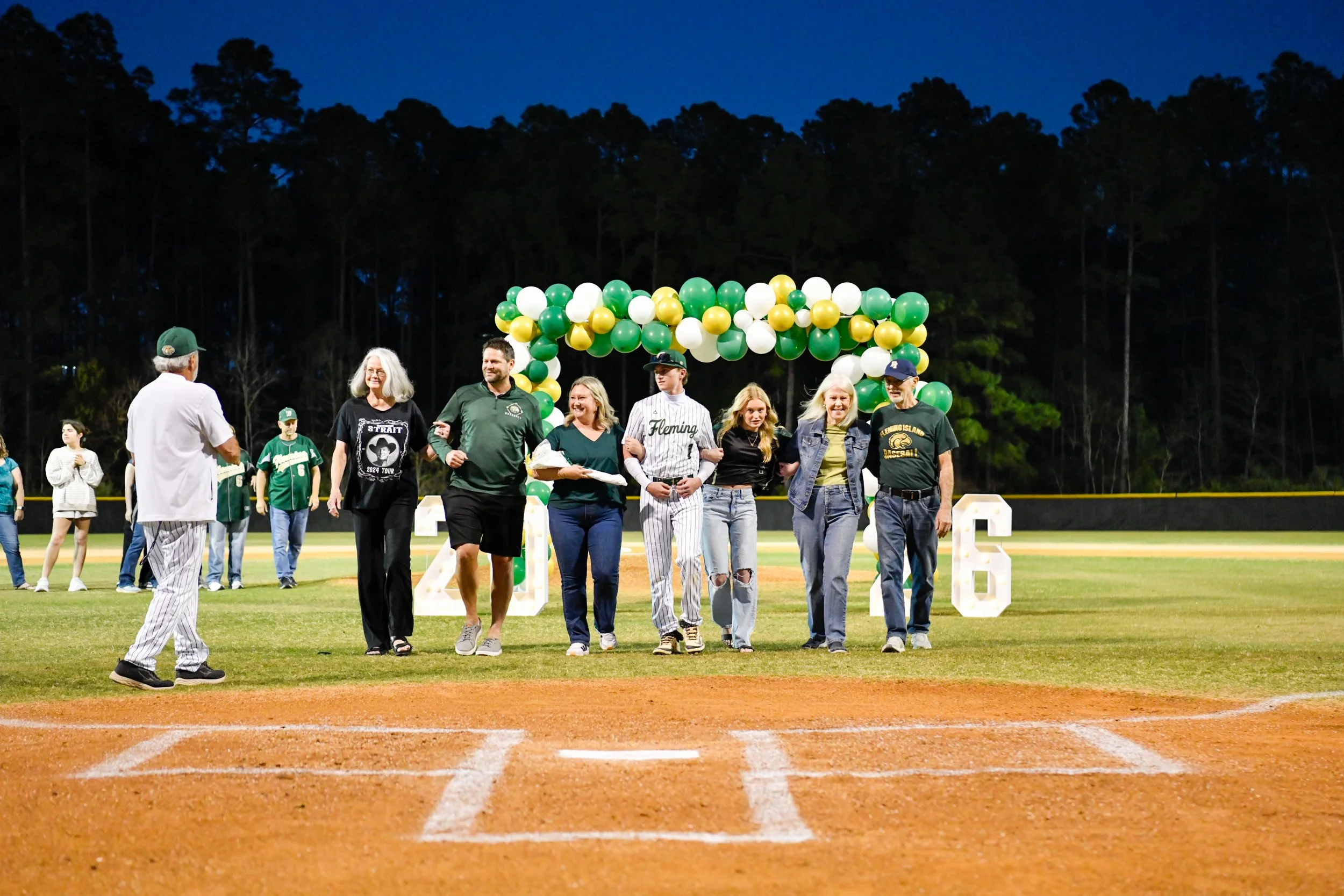 FIHS_Senior Night-102.jpg