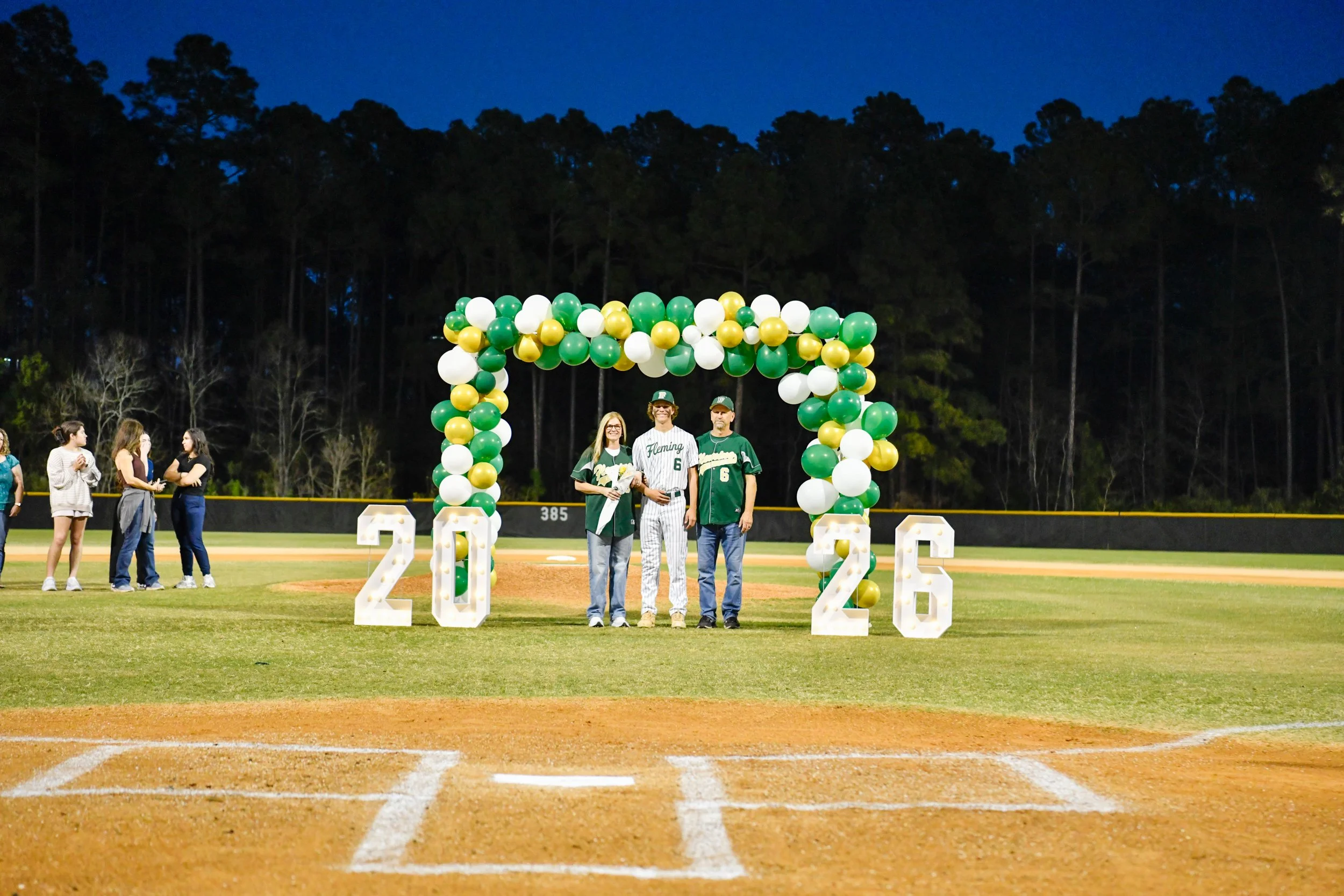 FIHS_Senior Night-125.jpg