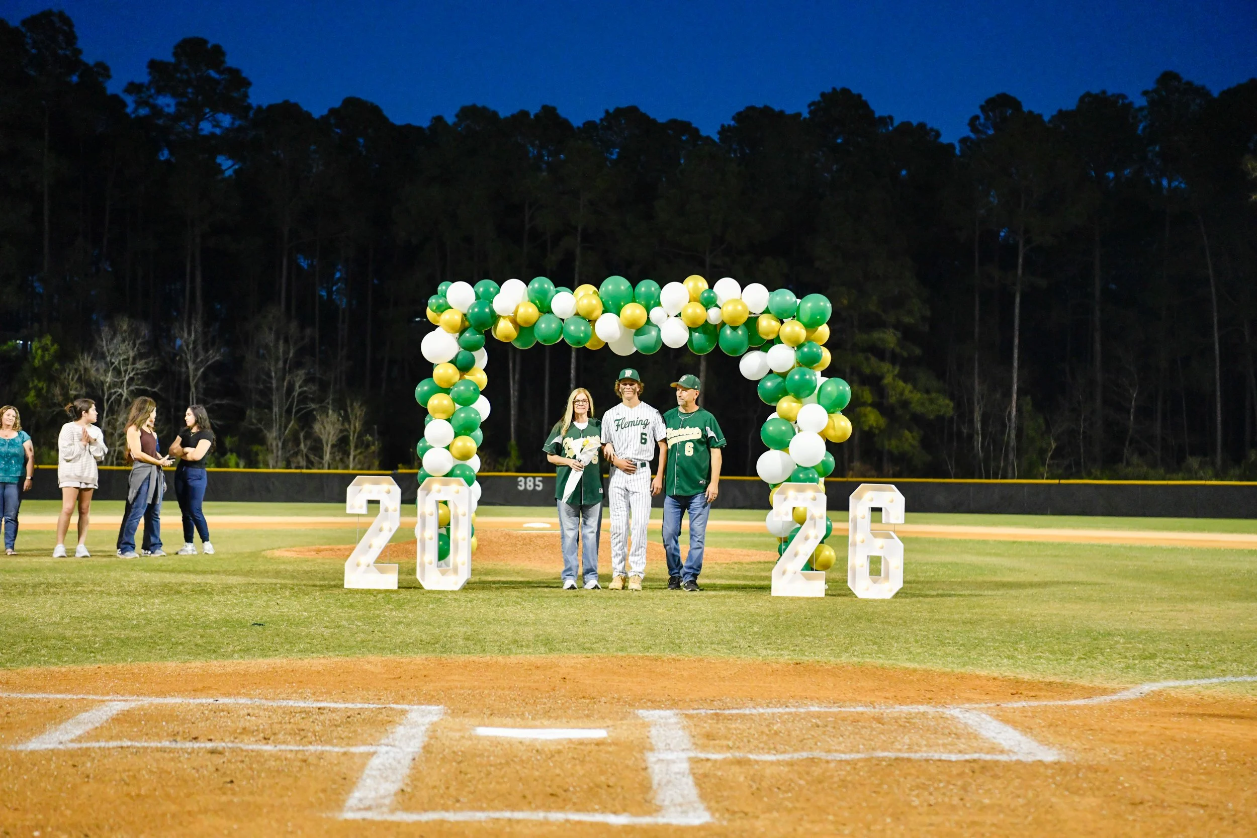 FIHS_Senior Night-124.jpg