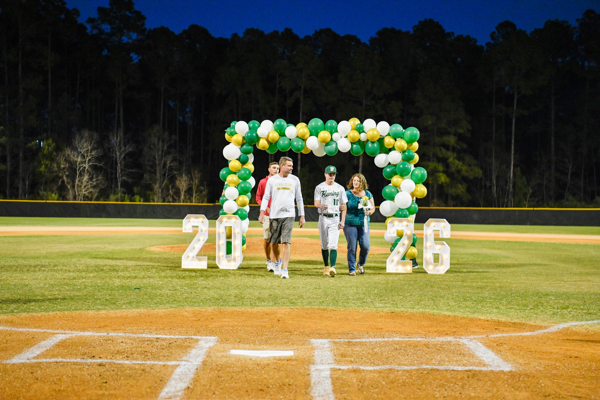 FIHS_Senior Night-205.jpg