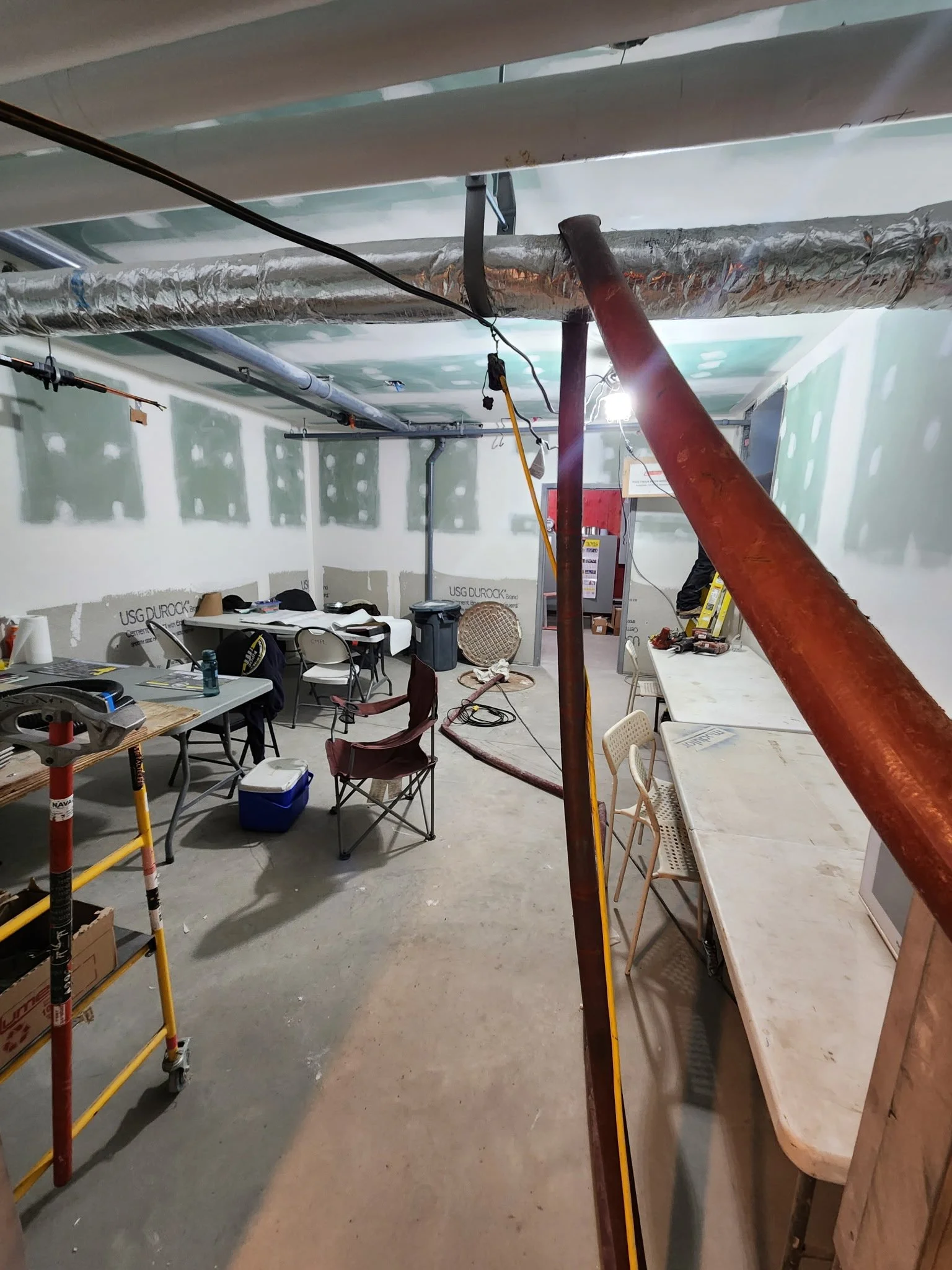 Refrigerated garbage room