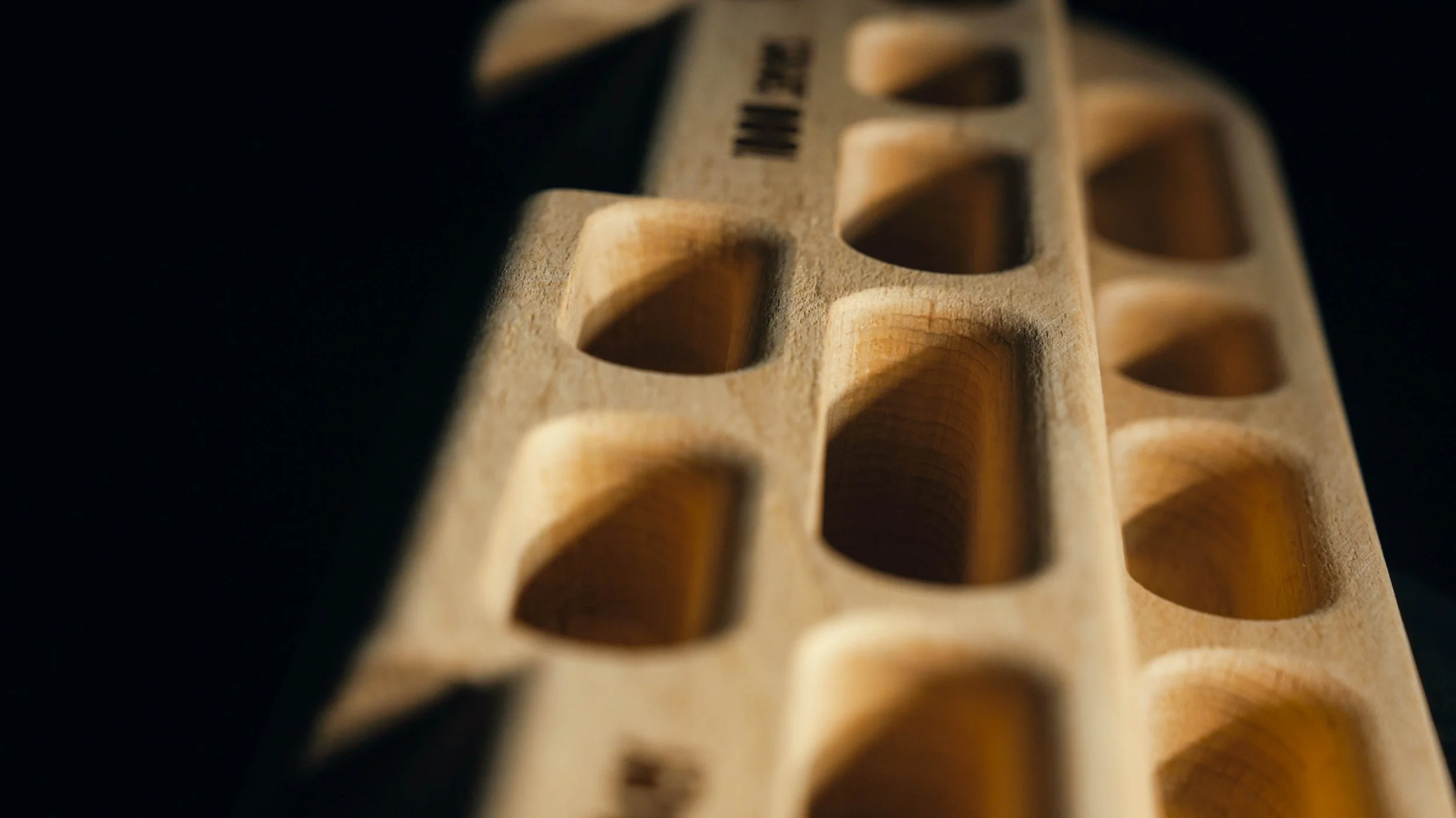 Beastmaker 1000 Beech Detail Pockets.jpg
