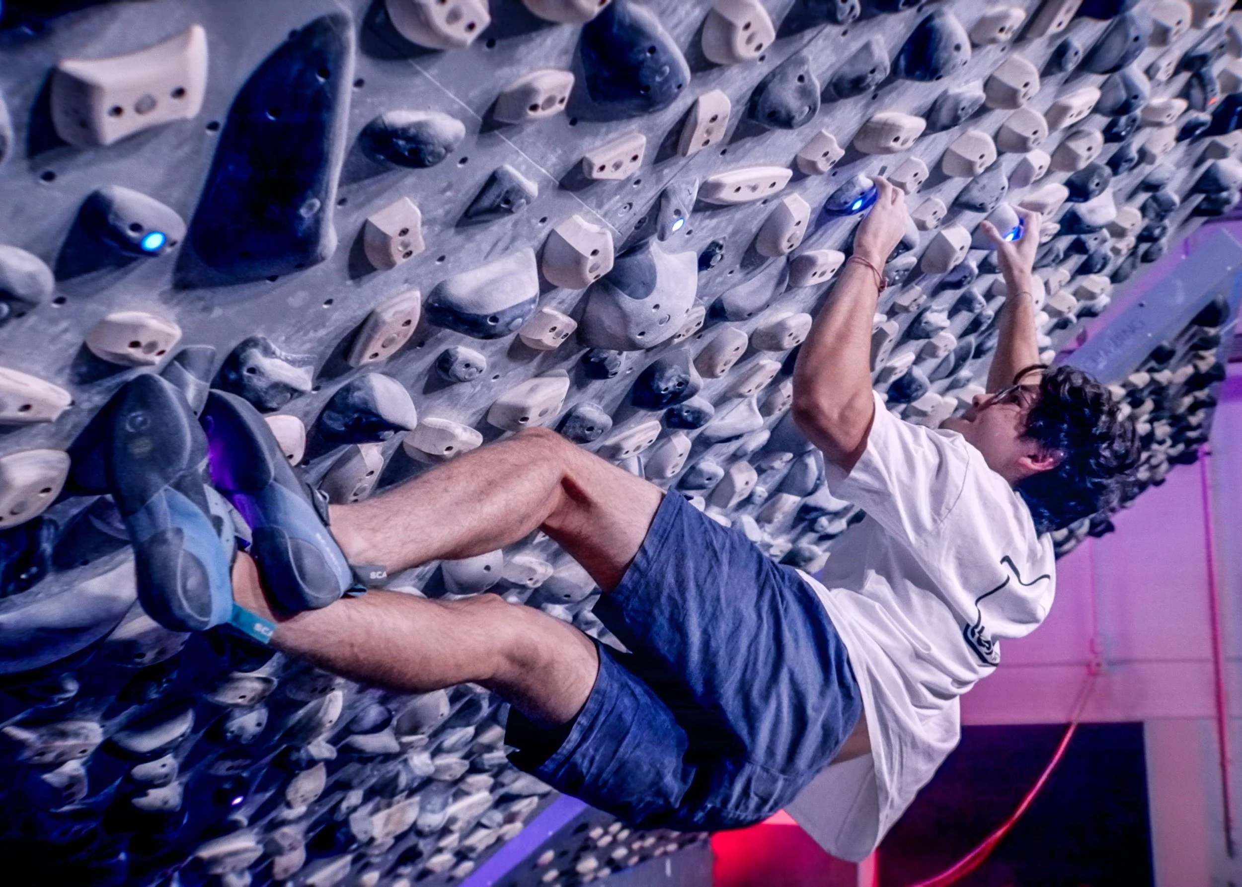 TENSION BOARD 2.0 CLIMBING Noah on _Fragmentation_.jpg