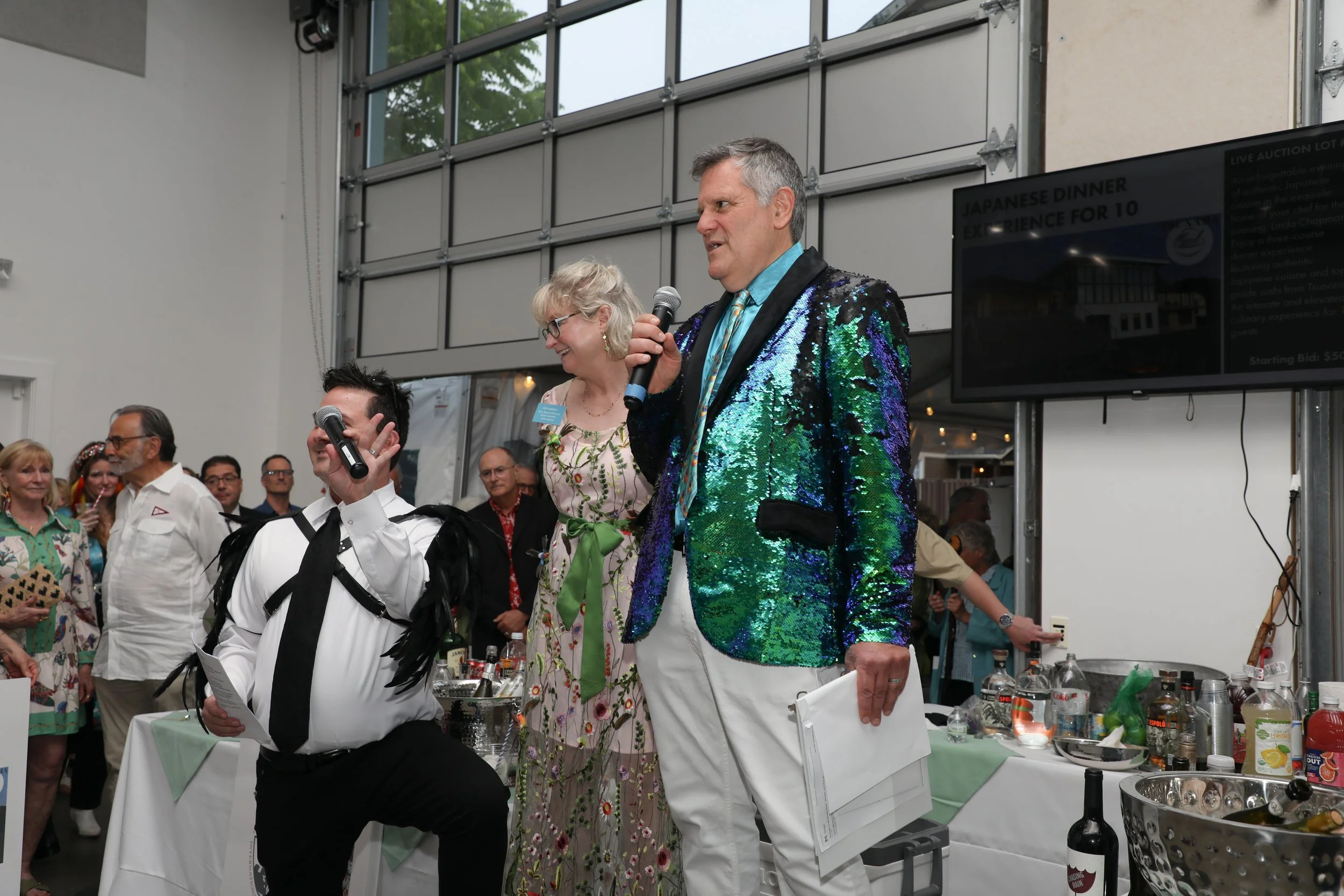 A MUSEUM BENEFIT AUCTION TAKES FLIGHT!