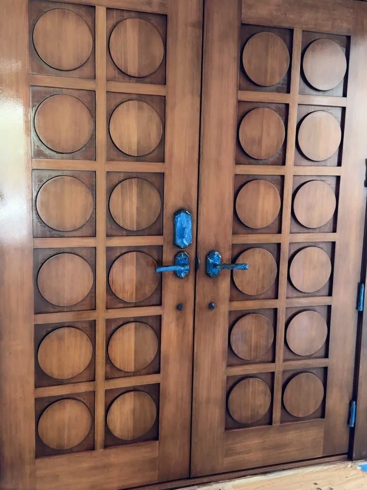 The end of August came and went with so much activity: new doors, new slab, new wallpaper, old (vintage) furniture, new artwork, oh and two Noah Kahan concerts! We have a lot planned for September, including the completion of two projects.  Stay tune