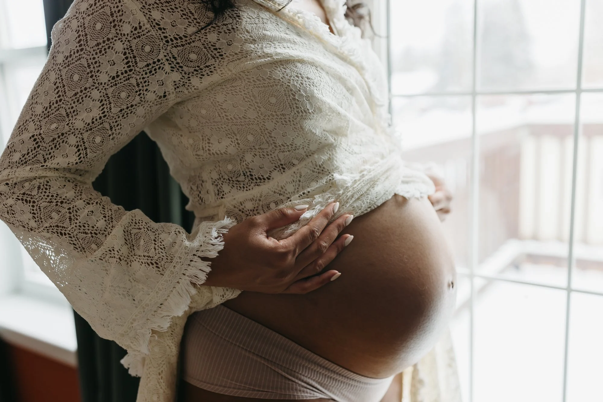baby bump photo in Calgary