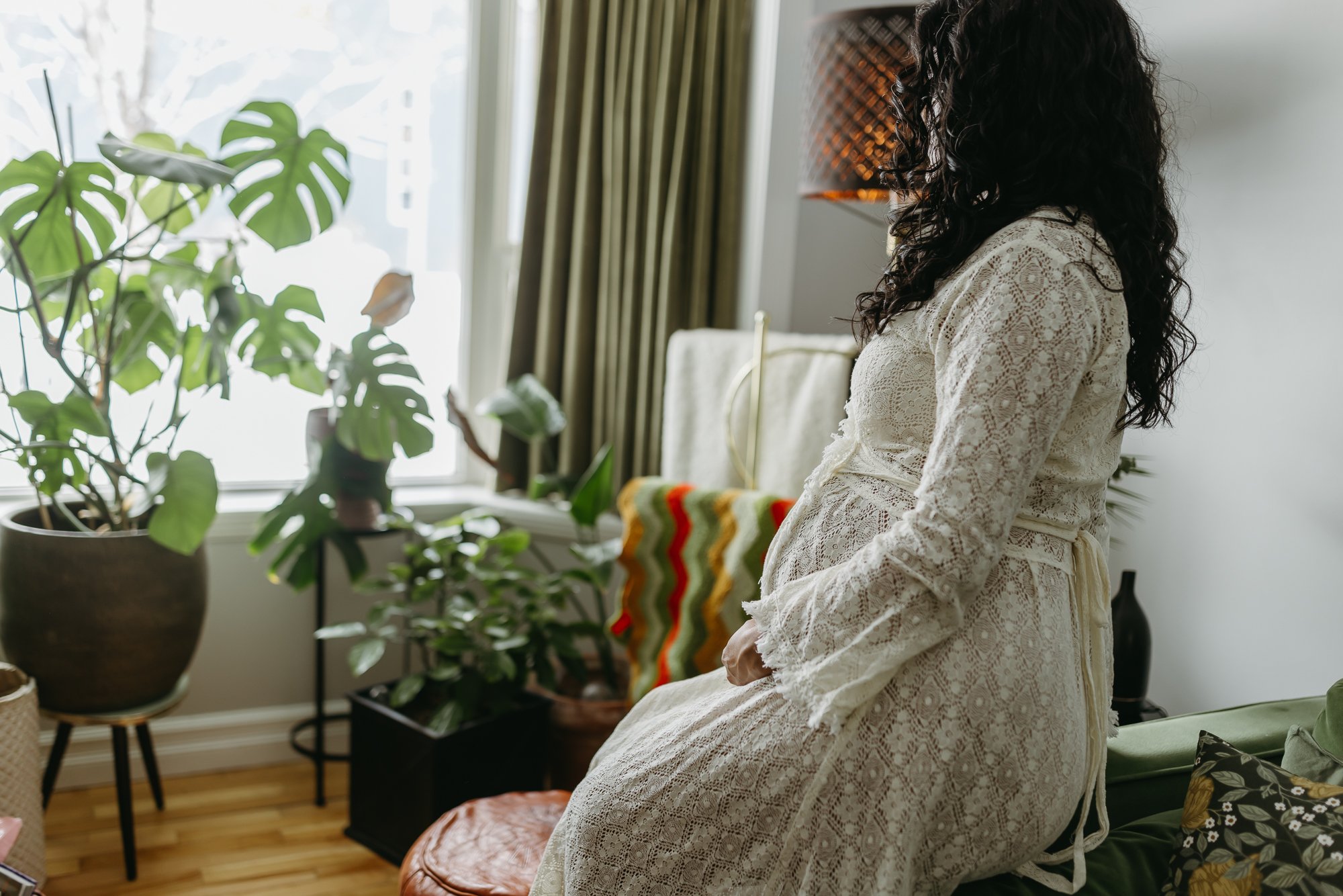 Calgary-home-maternity-session.jpg