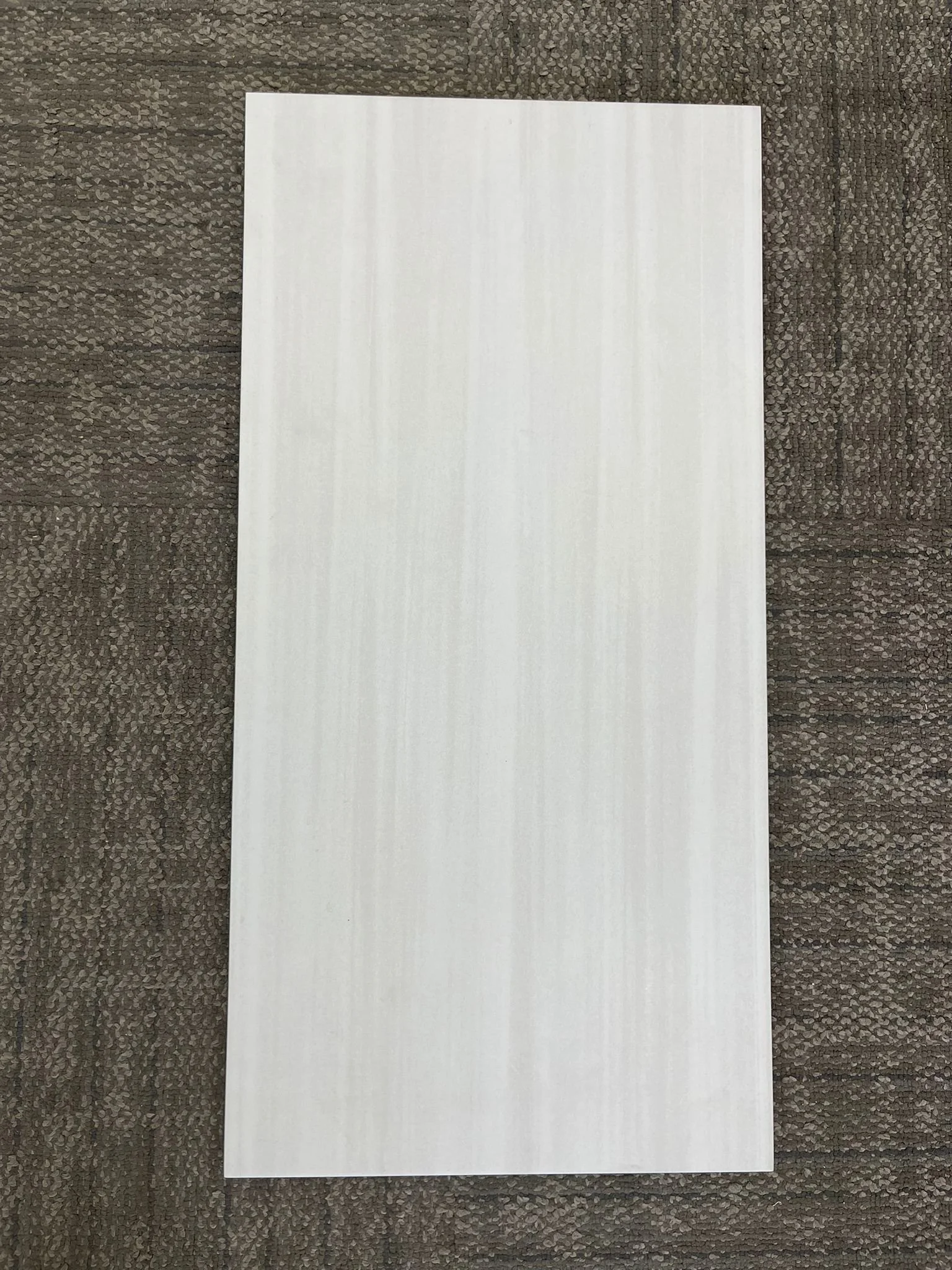 LOTUS WHITE / $1.95/SF