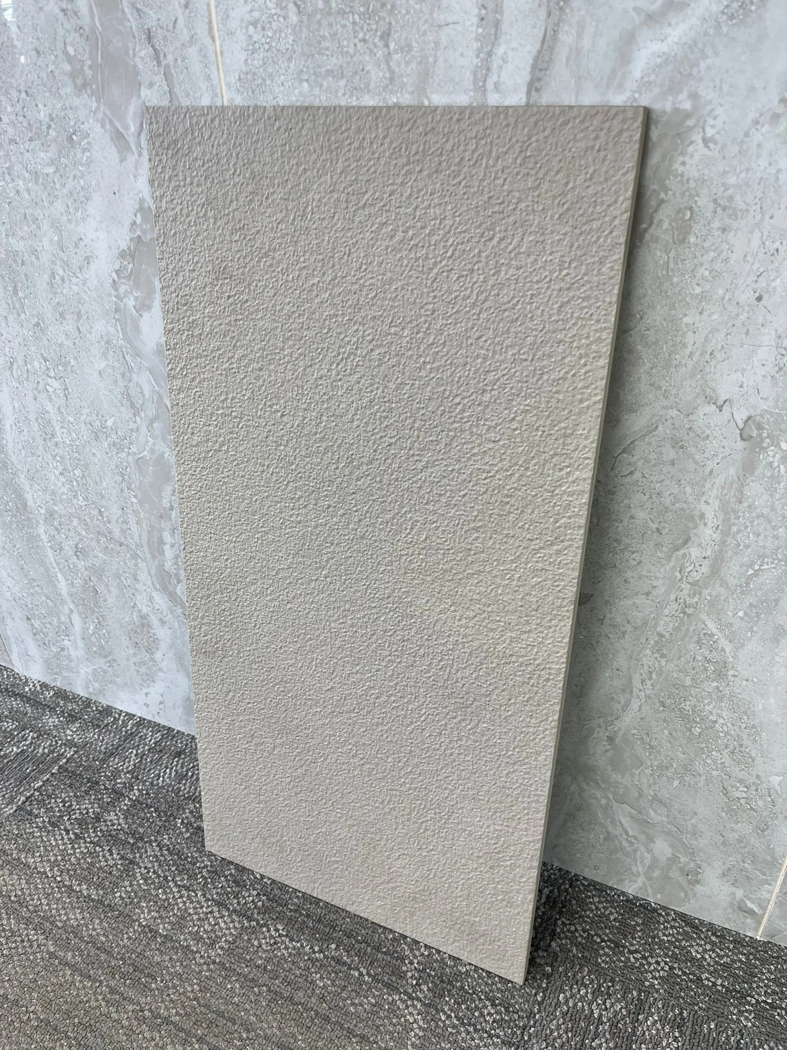 P402-GRIGIO ST /$1.75/SF
