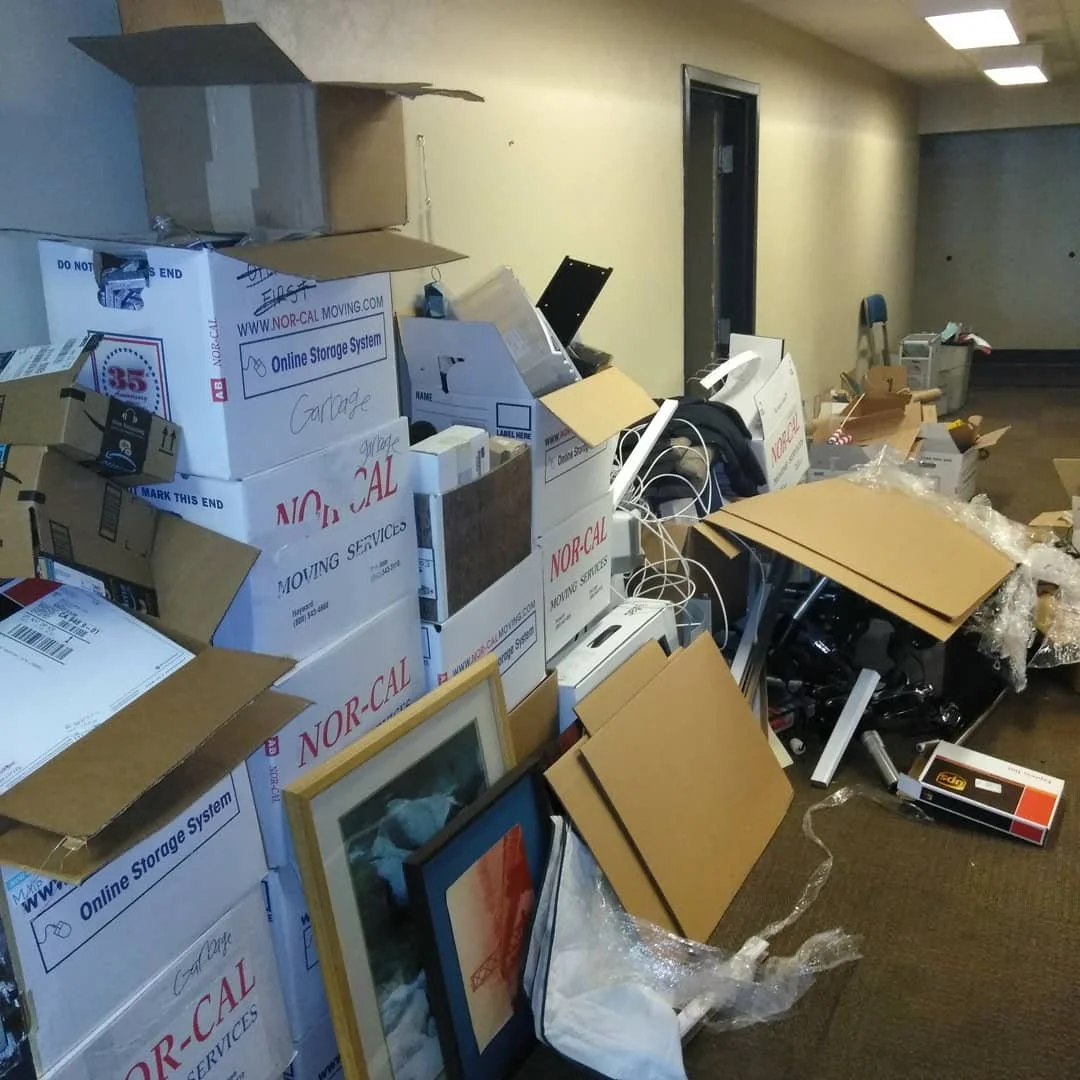 Commercial junk removal and hauling service. office supplies junk removal. commercial junk hauling.
