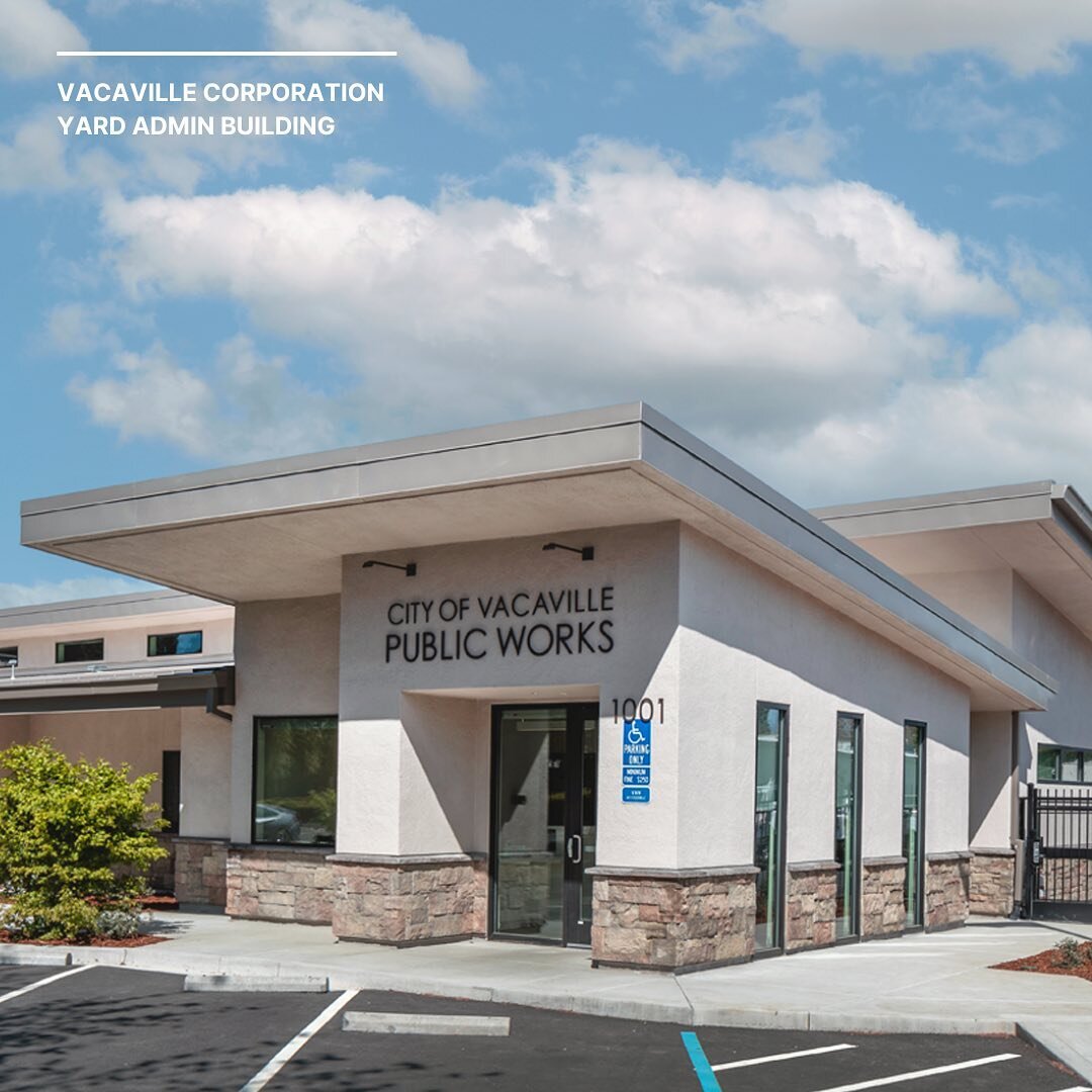 Completed for the City of Vacaville, this brand-new Corporation Yard Administration Building consists of 4,600 sf of office and work space. The building was designed to fit seamlessly within the Vacaville community, incorporating stucco and stone fin