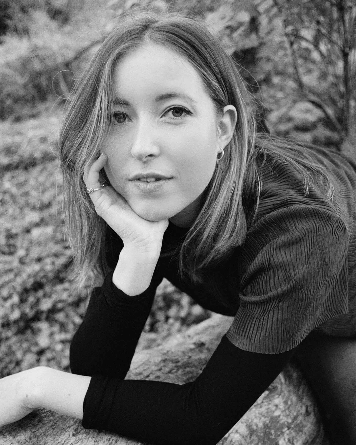 An introduction&hellip;

Hello, I&rsquo;m &Aacute;ine, 
Grower, nature, mover, maker and biodynamic craniosacral therapist!

I first came to CST after suffering various injuries from a cycling accident while training as a dance artist in London. Not 