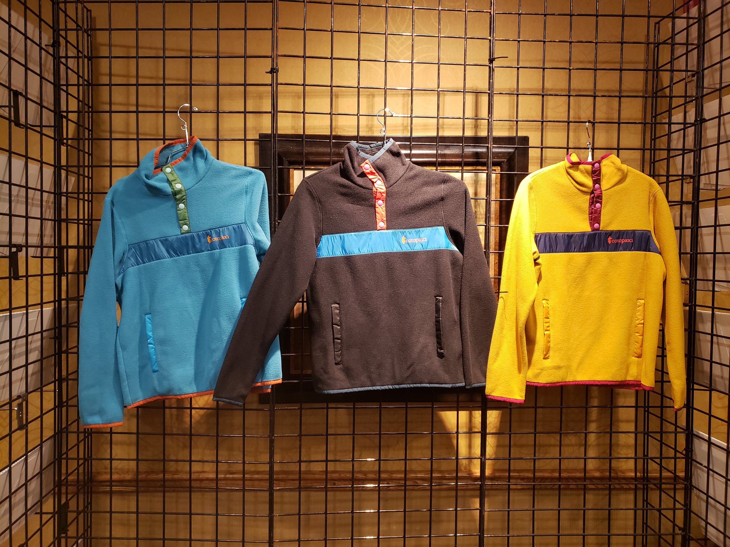 W's Teca Fleece Pullover (pg 41)