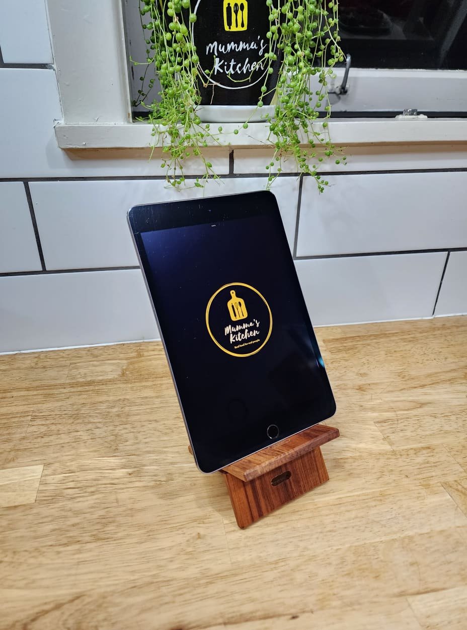 Mummas Kitchen Wooden Rimu Phone Stand