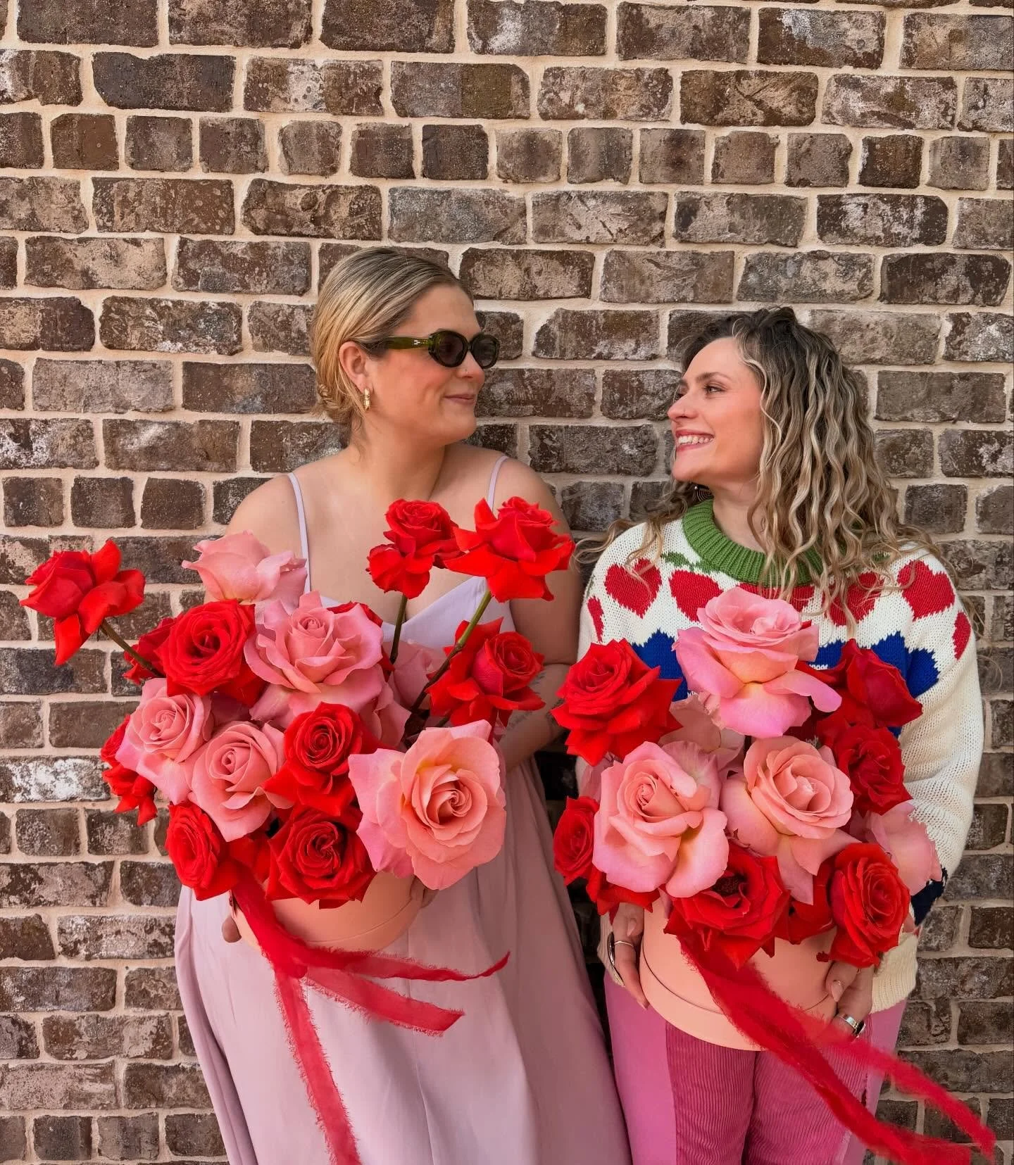 Your reminder that you could&rsquo;ve fought with your sister today, but still order her flowers and go shopping together 5 mins later 👯&zwj;♀️👯&zwj;♀️