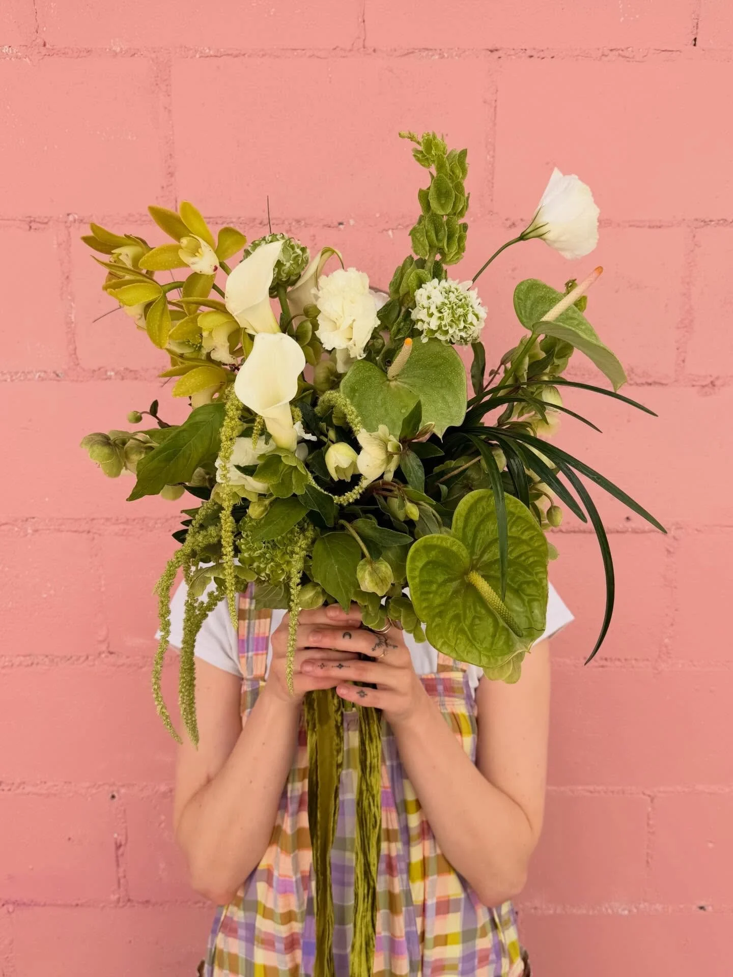 white &amp; greens- but make it cool girl 🌱